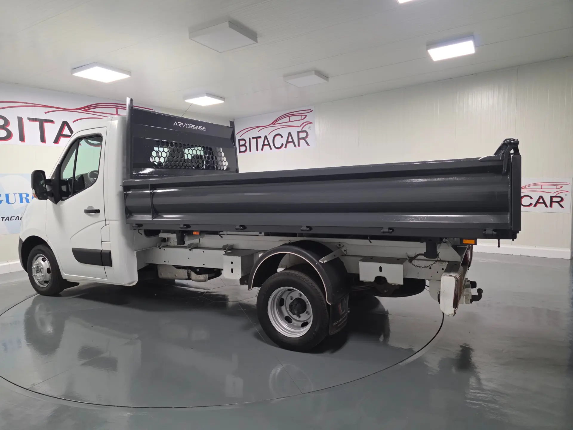 Renault Master 2.3 DCI 130CV BASCULANTE 15