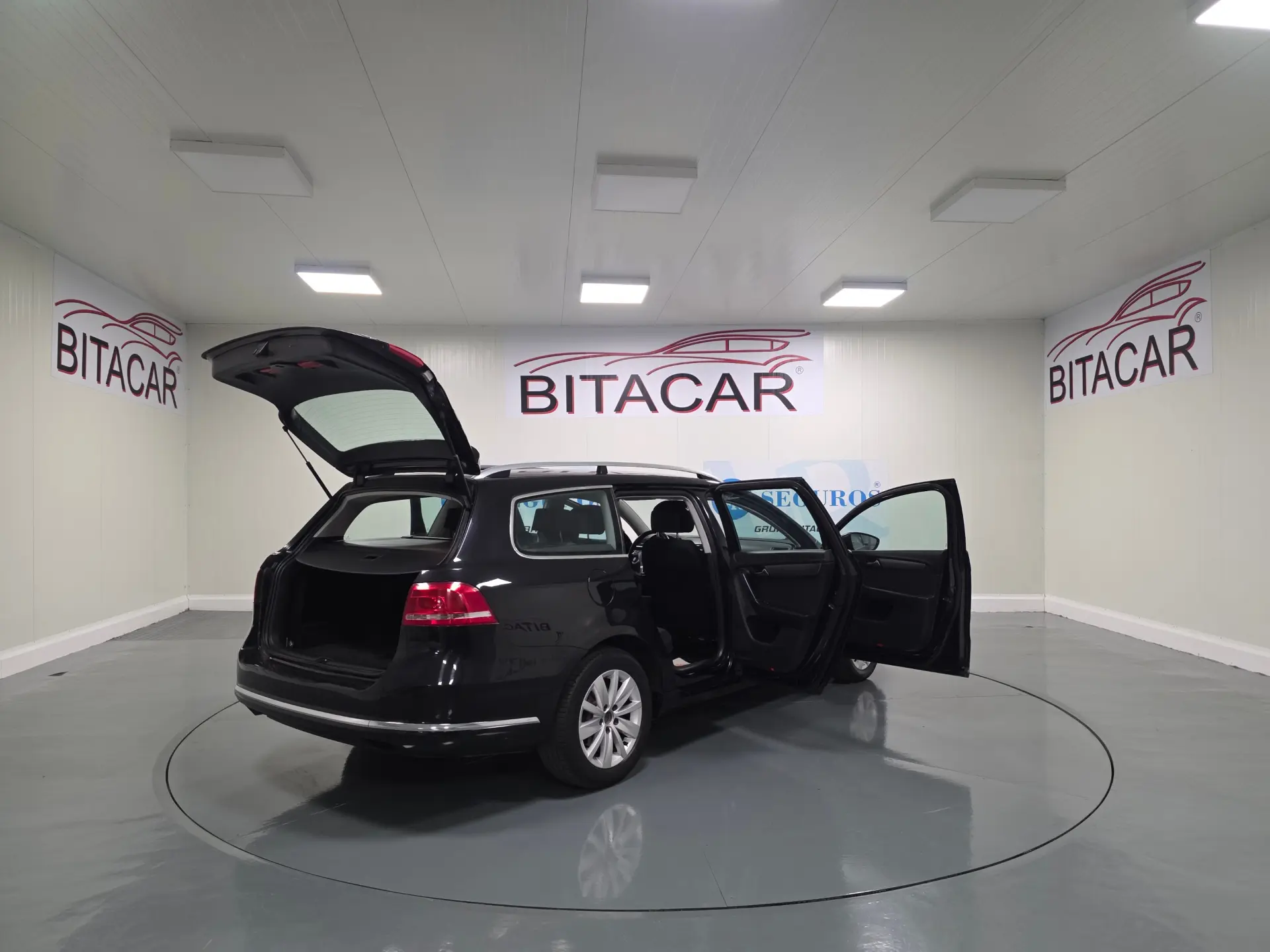 Volkswagen Passat 1.6 TDI Confortline 50