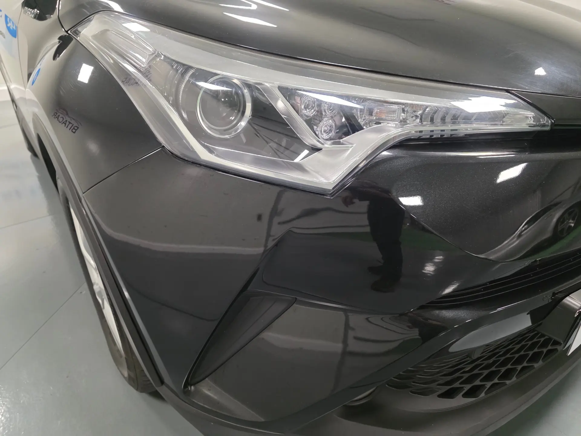 Toyota C-HR 1.8 HSD CONFORT 5