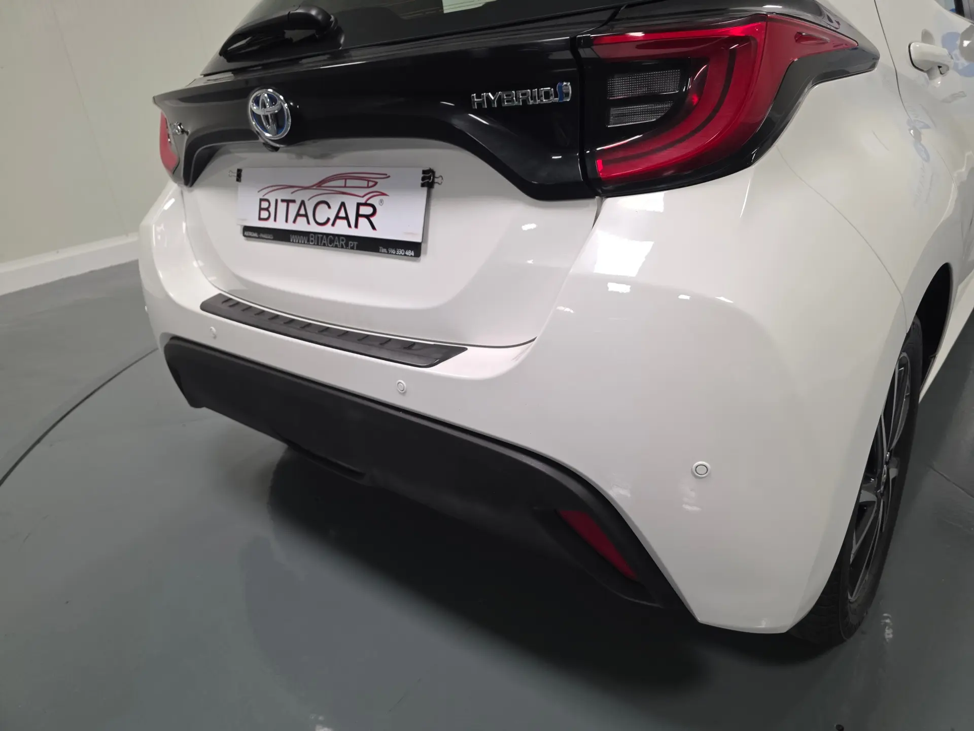 Toyota Yaris 1.5 HDF EXCLUSIVE 28