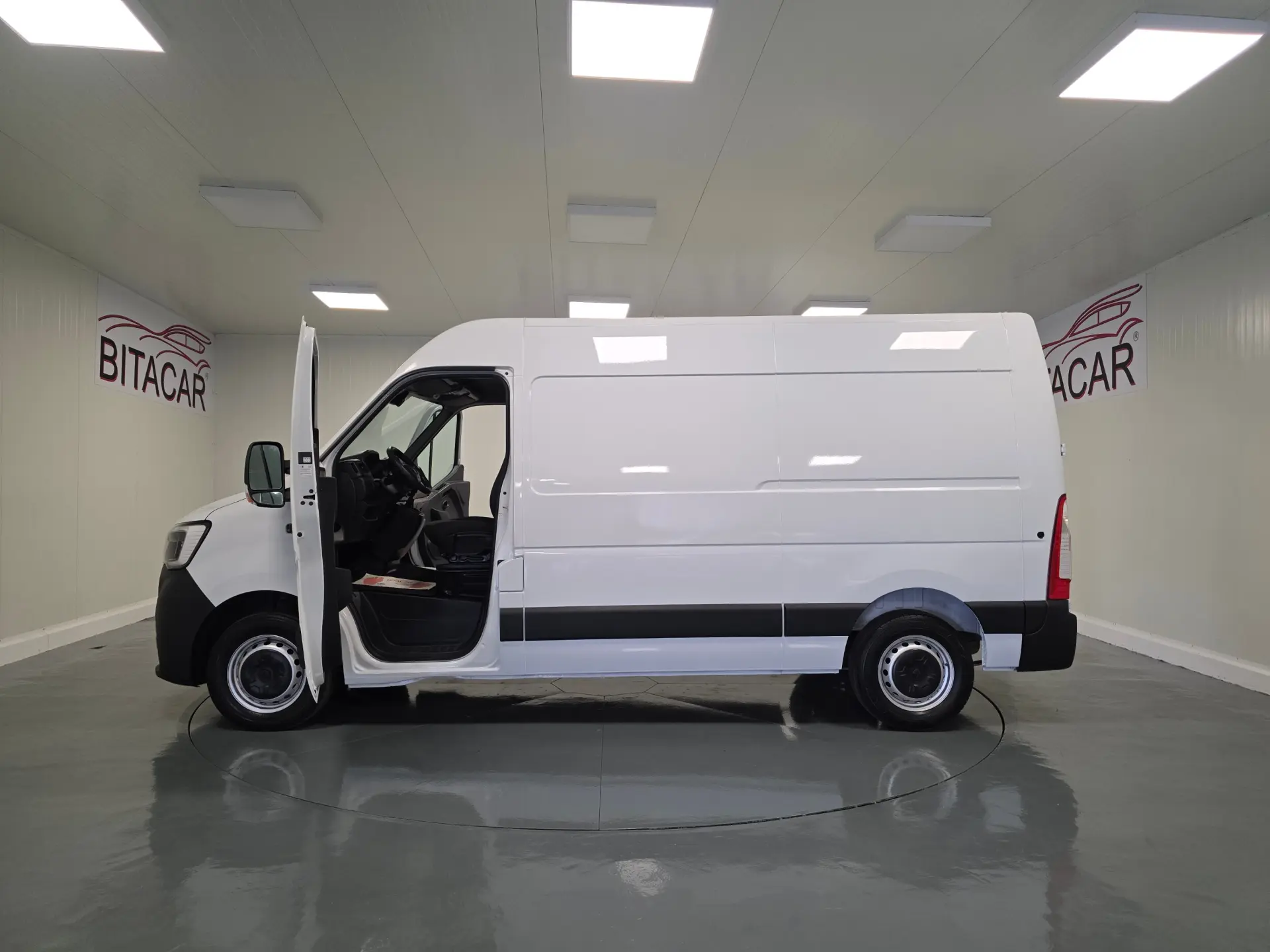 Renault Master L2H2 135CV IVA DEDUTIVEL 31
