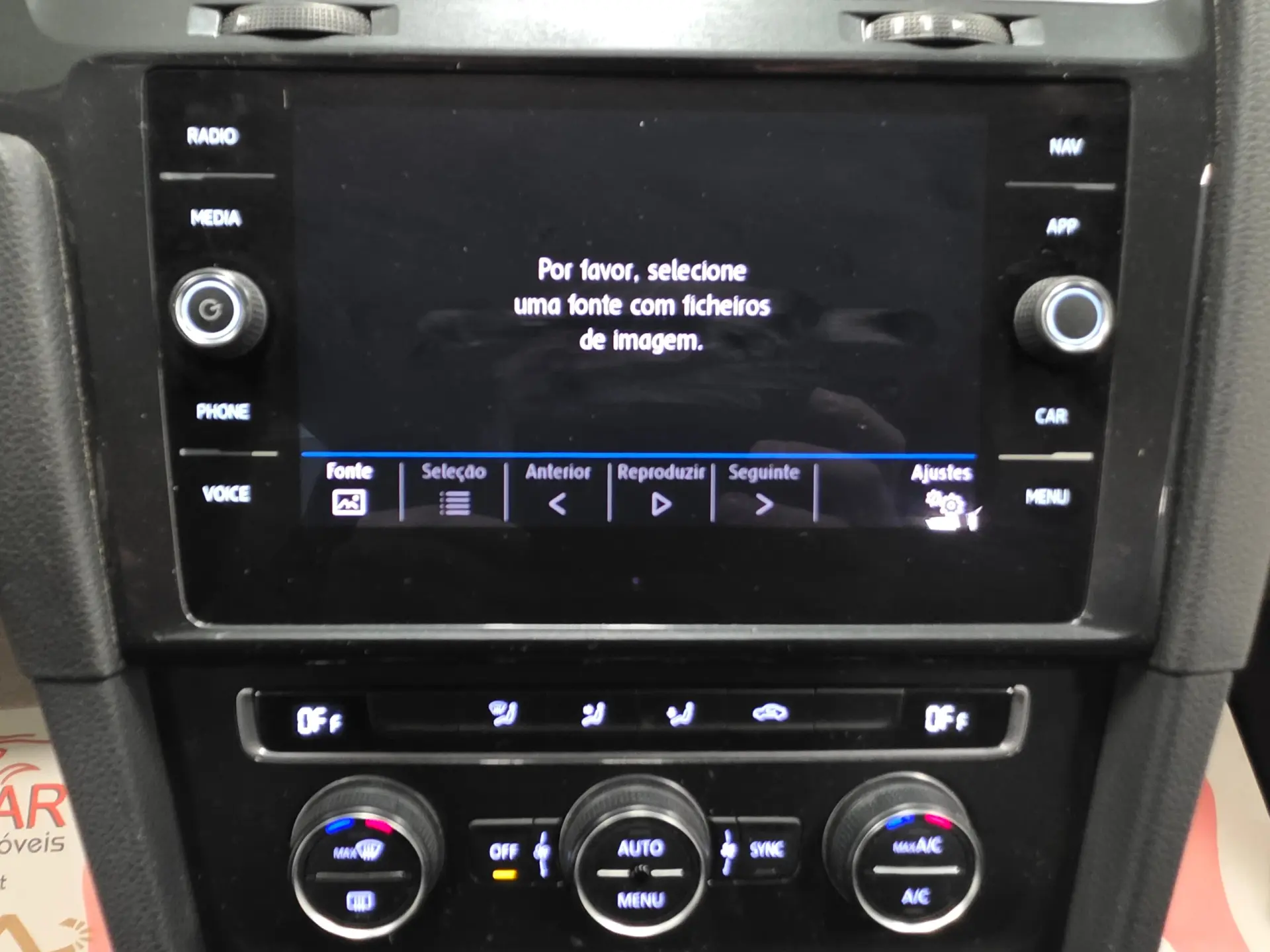 Volkswagen Golf 1.6 TDI CONFORTLINE 104