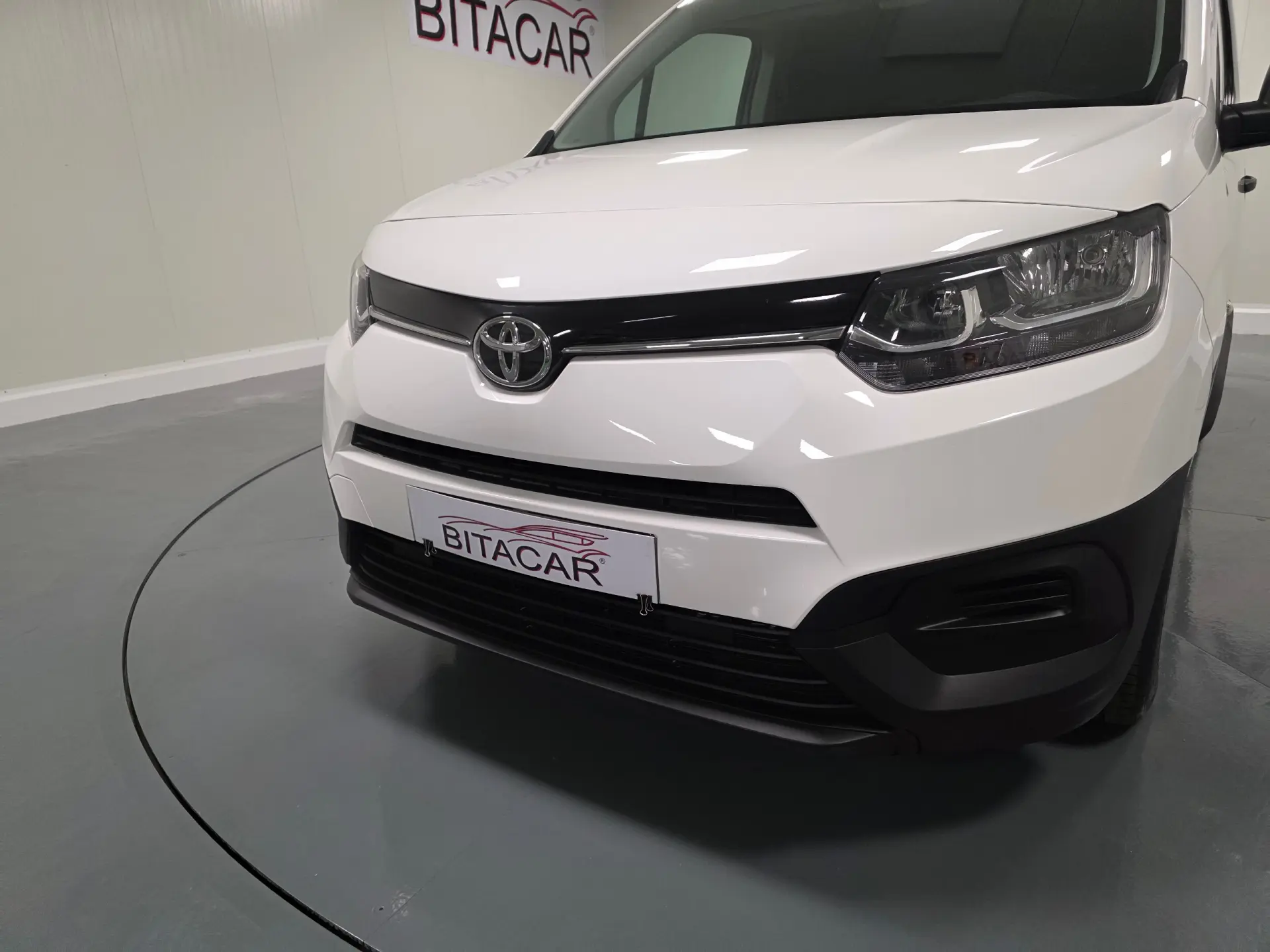 Toyota Proace CITY 1.5D IVA DEDUTIVEL 9