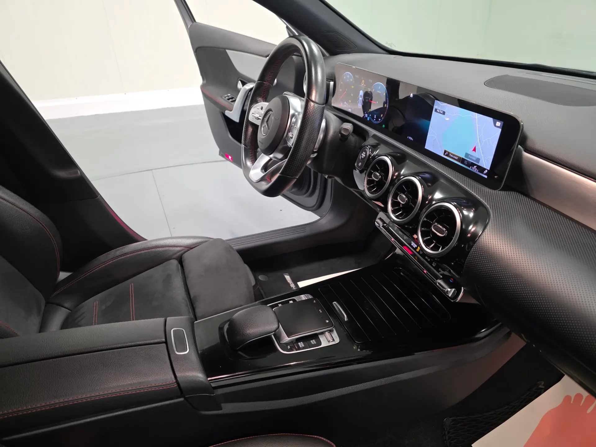 Mercedes-Benz A 180 d AMG Line Aut. 81