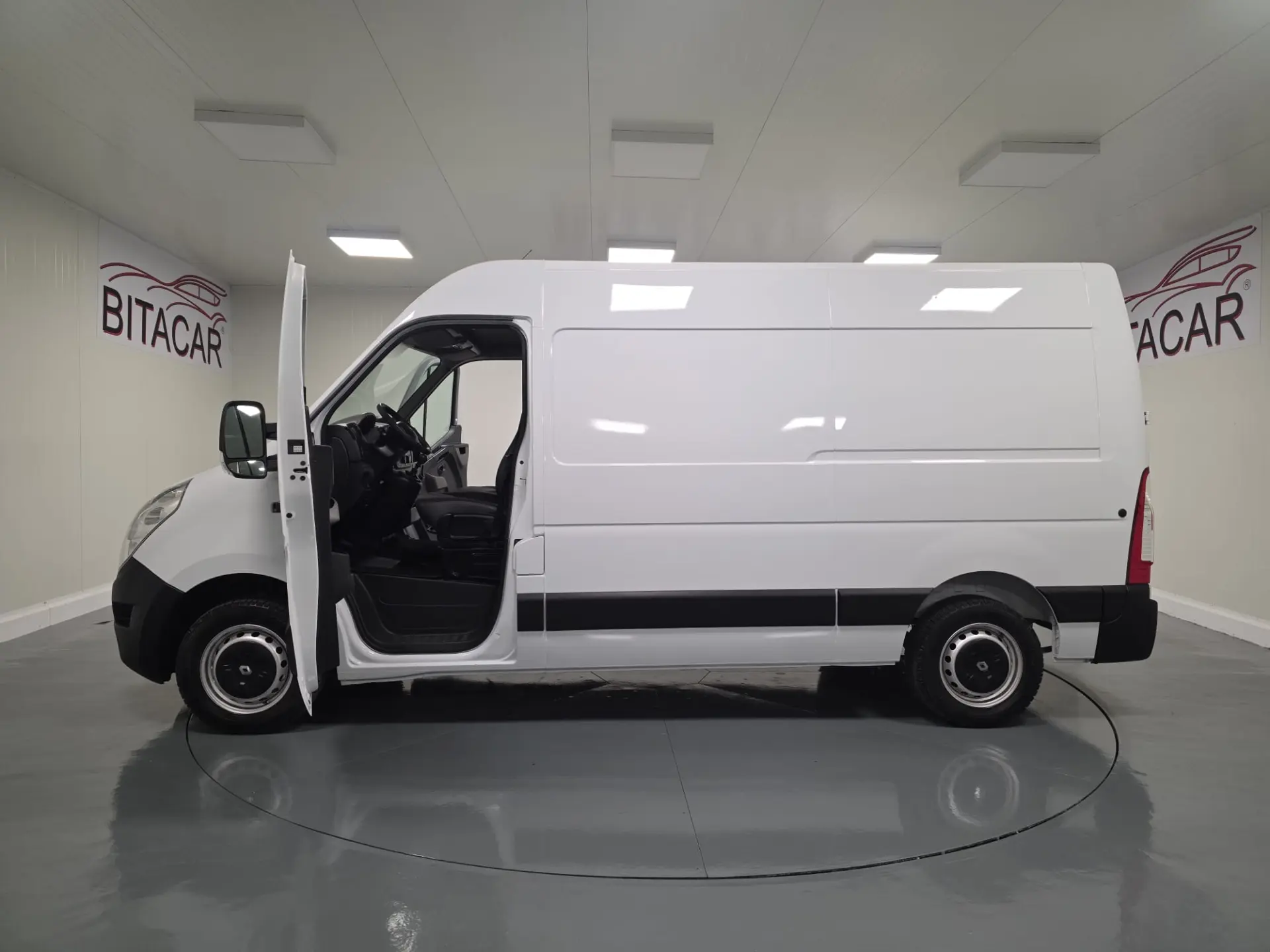 Renault Master L2H2 130CV IVA DEDUTIVEL 22