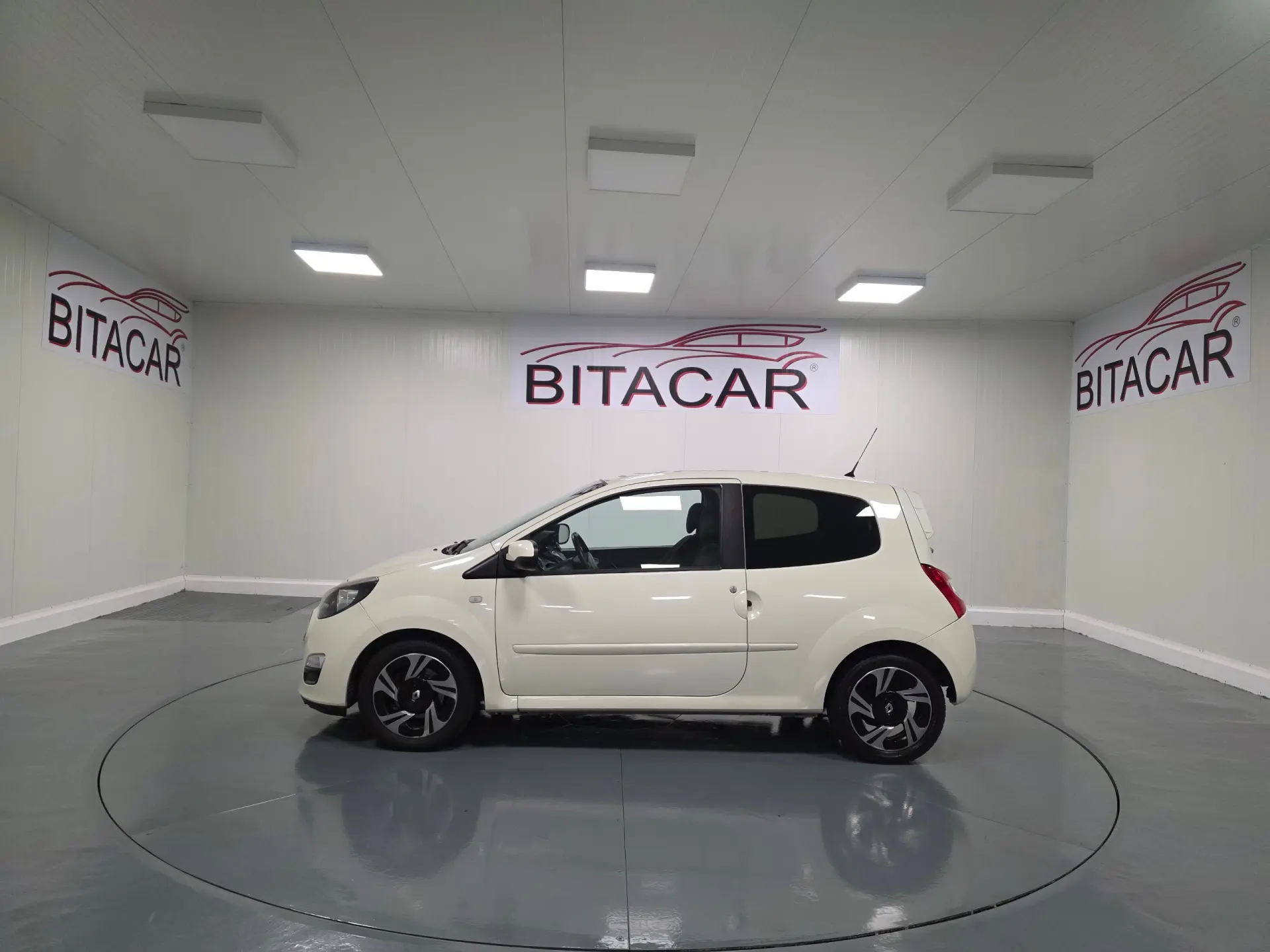 Renault Twingo 1.2 16V Dynamique 18