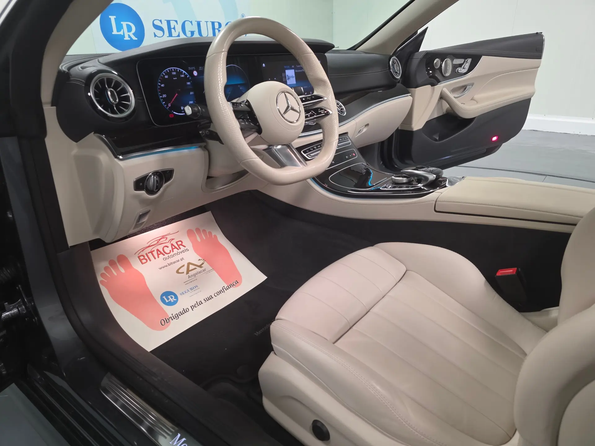 Mercedes-Benz E 300 AMG CABRIO 86