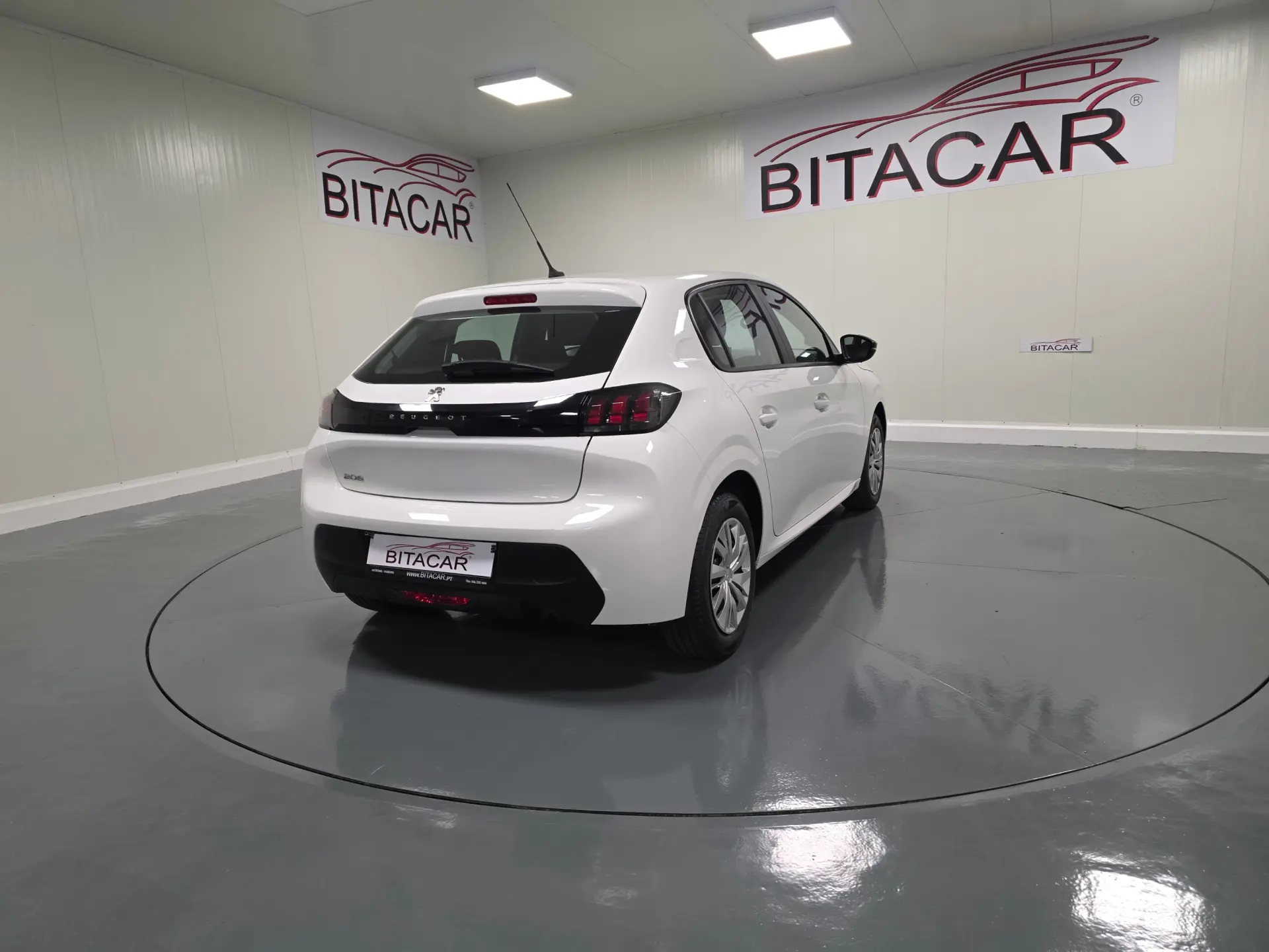 Peugeot 208 1.2 ACTIVE 35