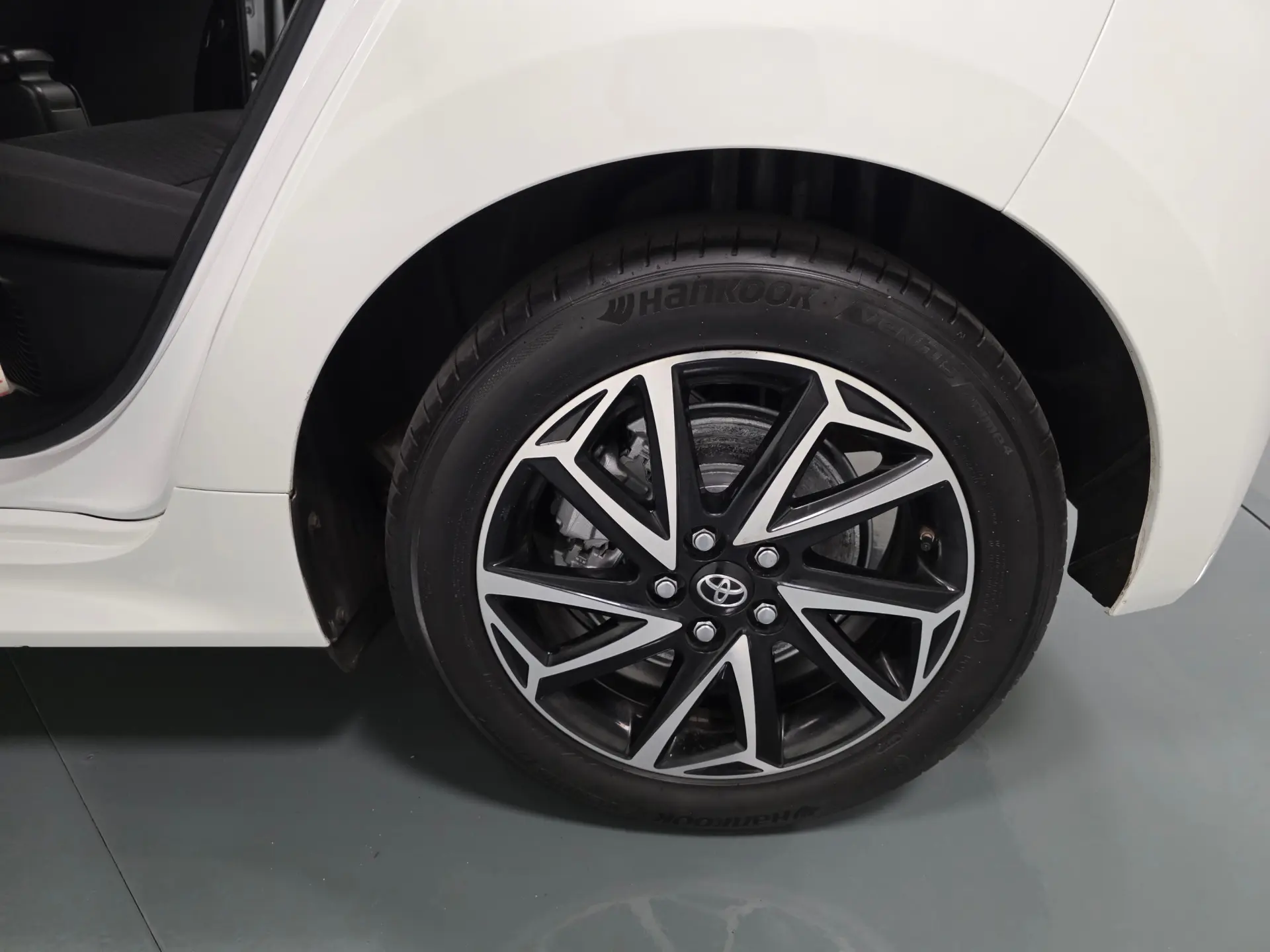 Toyota Yaris 1.5 HDF EXCLUSIVE 70
