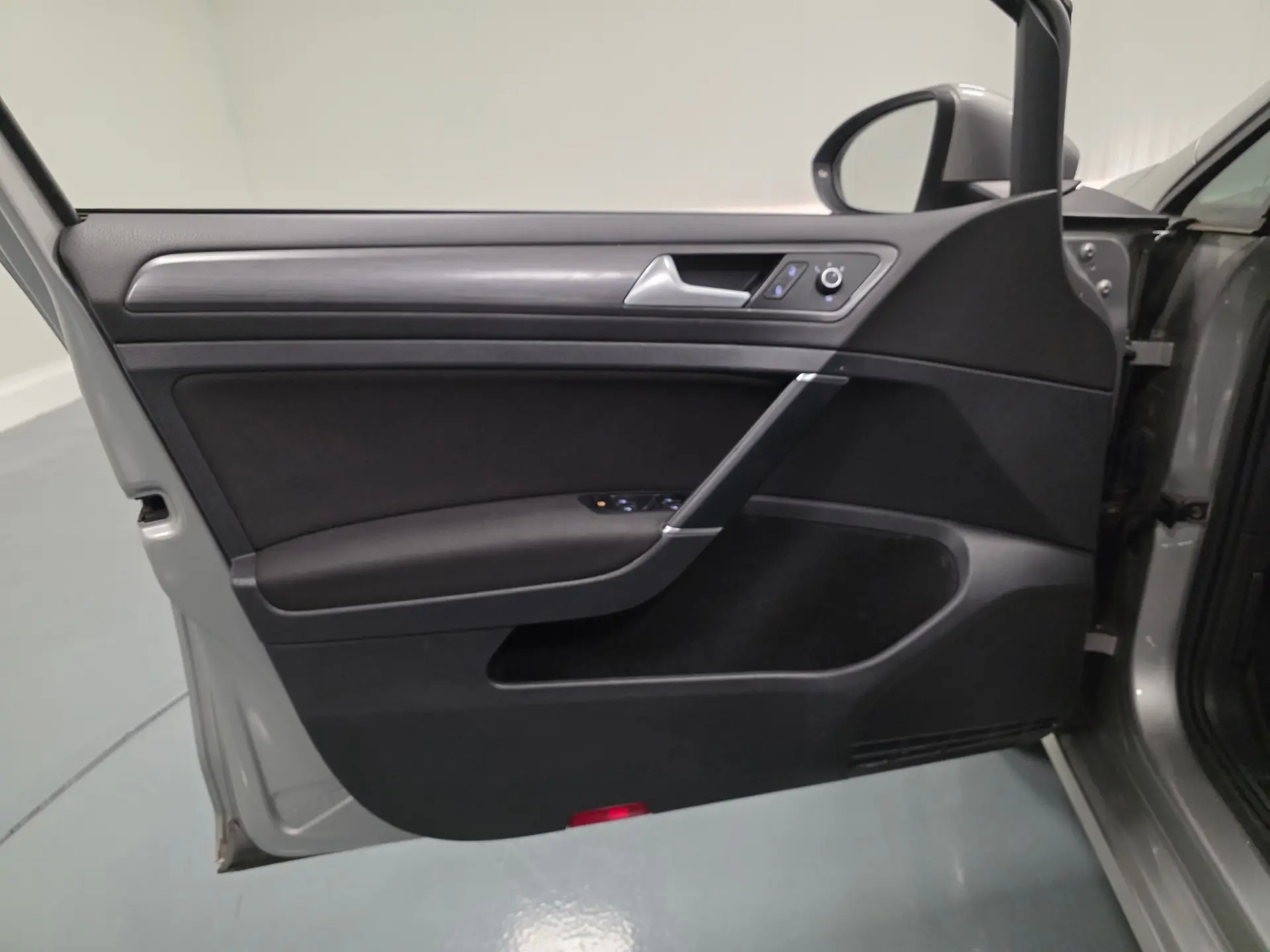 Volkswagen Golf 1.6 TDI CONFORTLINE 80