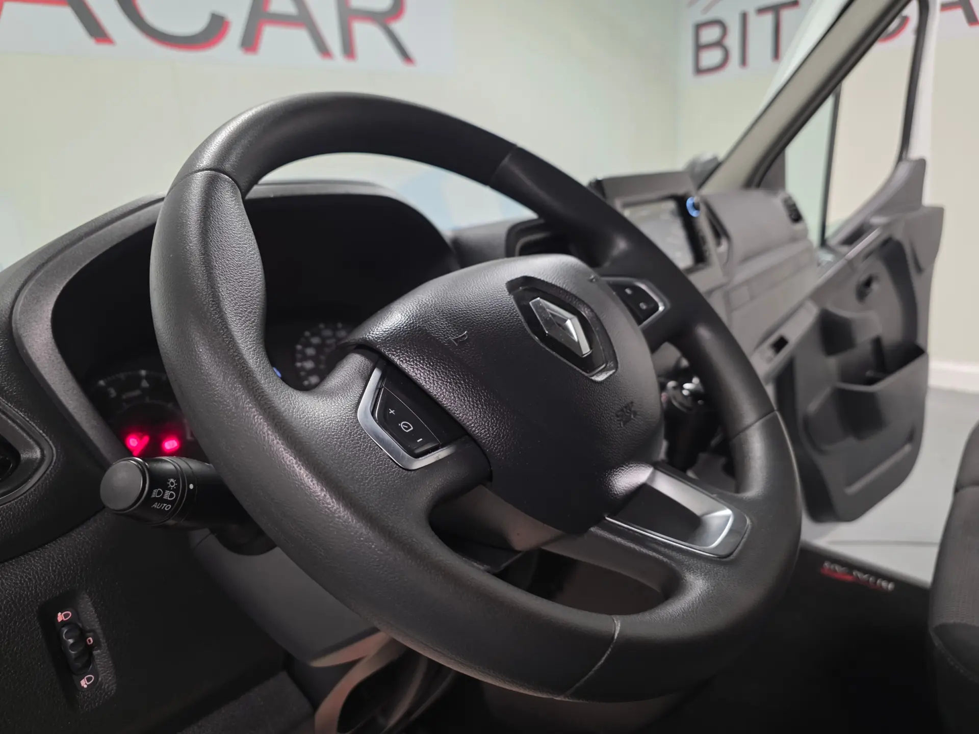 Renault Master L2H2 2.3 DCI 135CV GPS IVA DEDUTIVEL 105