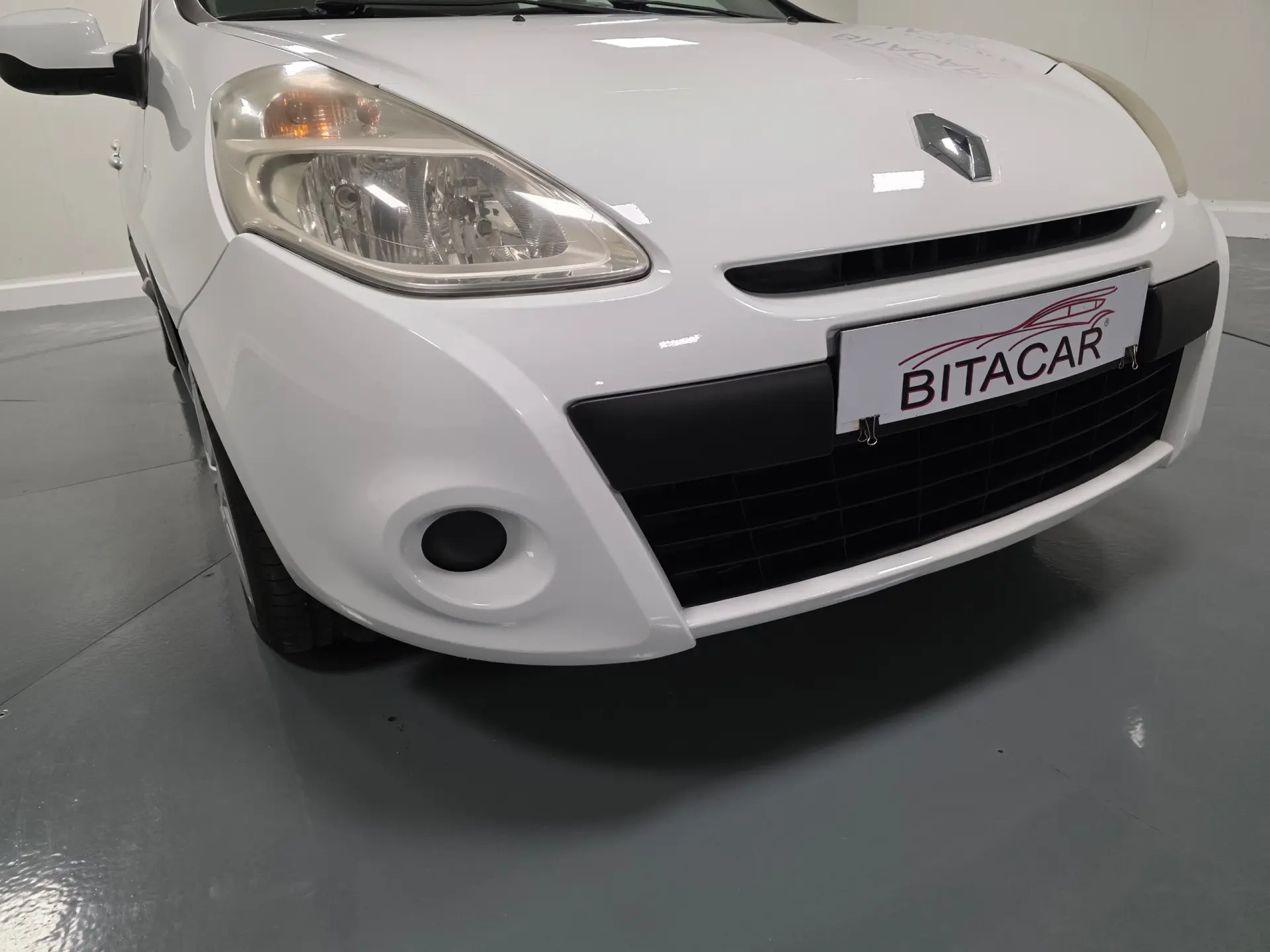 Renault Clio 1.5 DCI CONFORT 6
