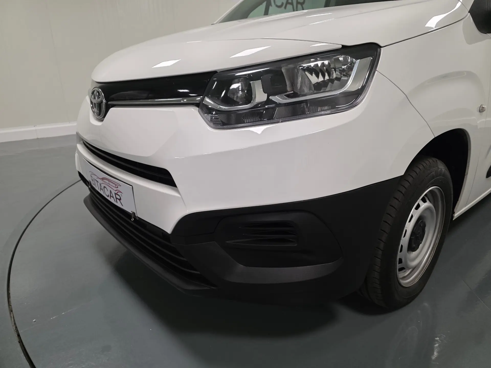 Toyota Proace CITY 1.5D IVA DEDUTIVEL 10