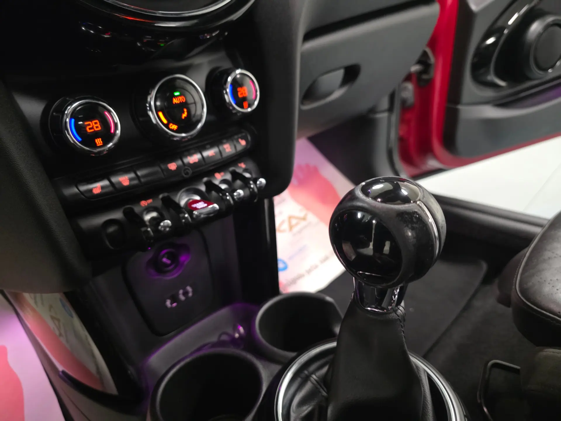 MINI 3 Portas Cooper D 115