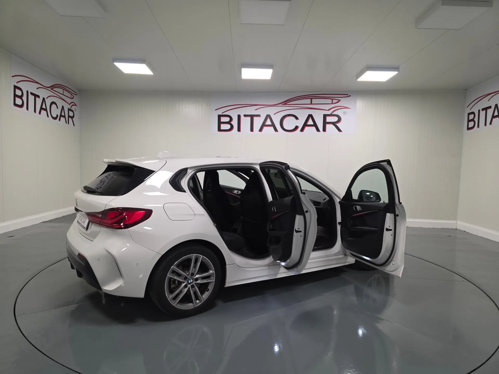 BMW 116 D PACK M AUTO 74