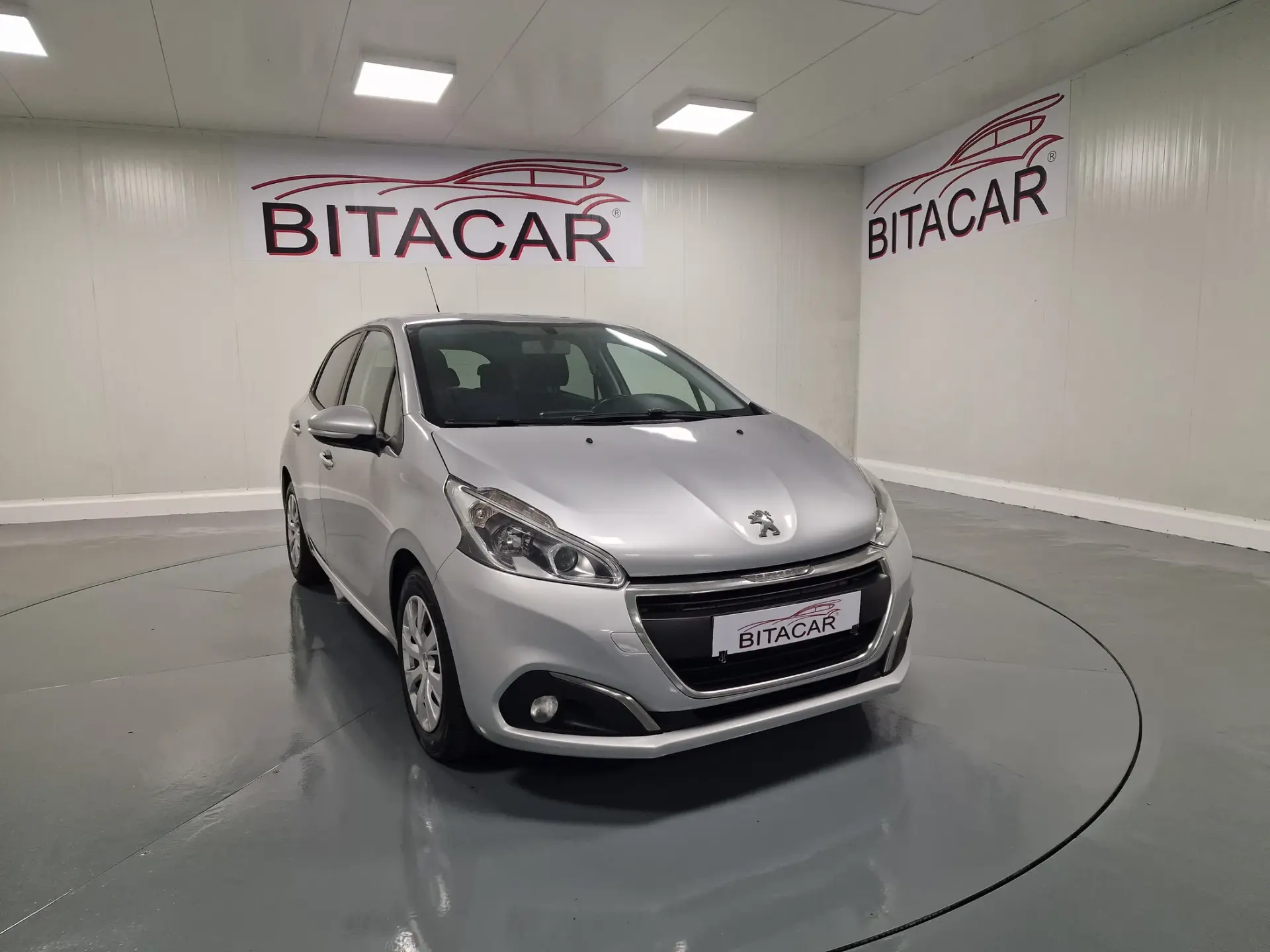 Peugeot 208 1.6 BlueHDi Active 1