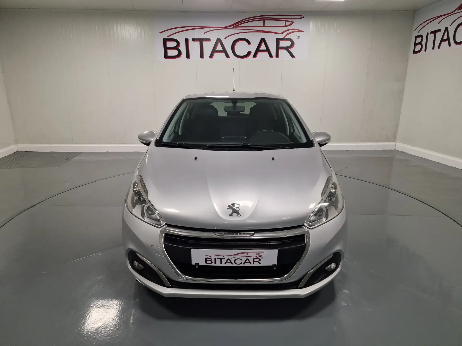 Peugeot 208 1.6 BlueHDi Active 8