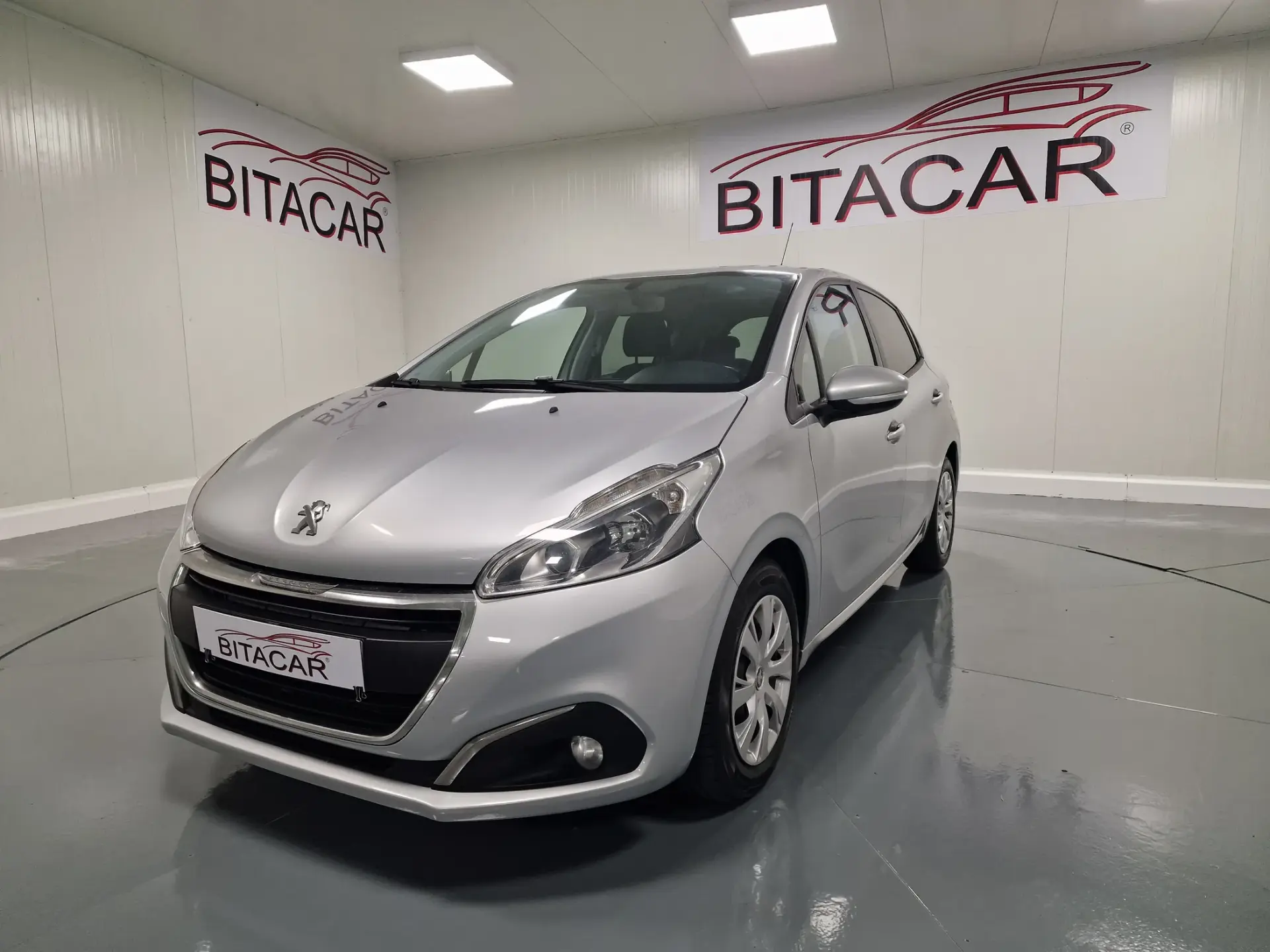 Peugeot 208 1.6 BlueHDi Active 12