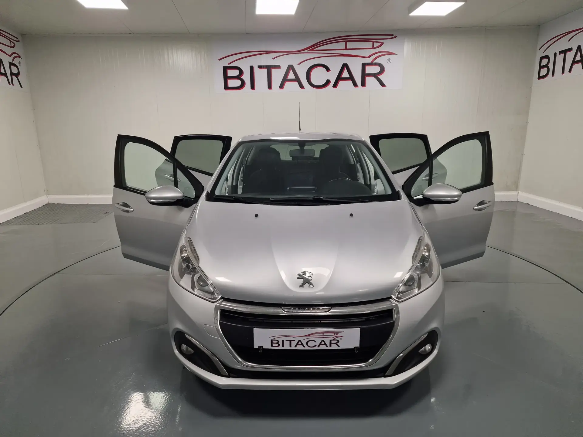 Peugeot 208 1.6 BlueHDi Active 16
