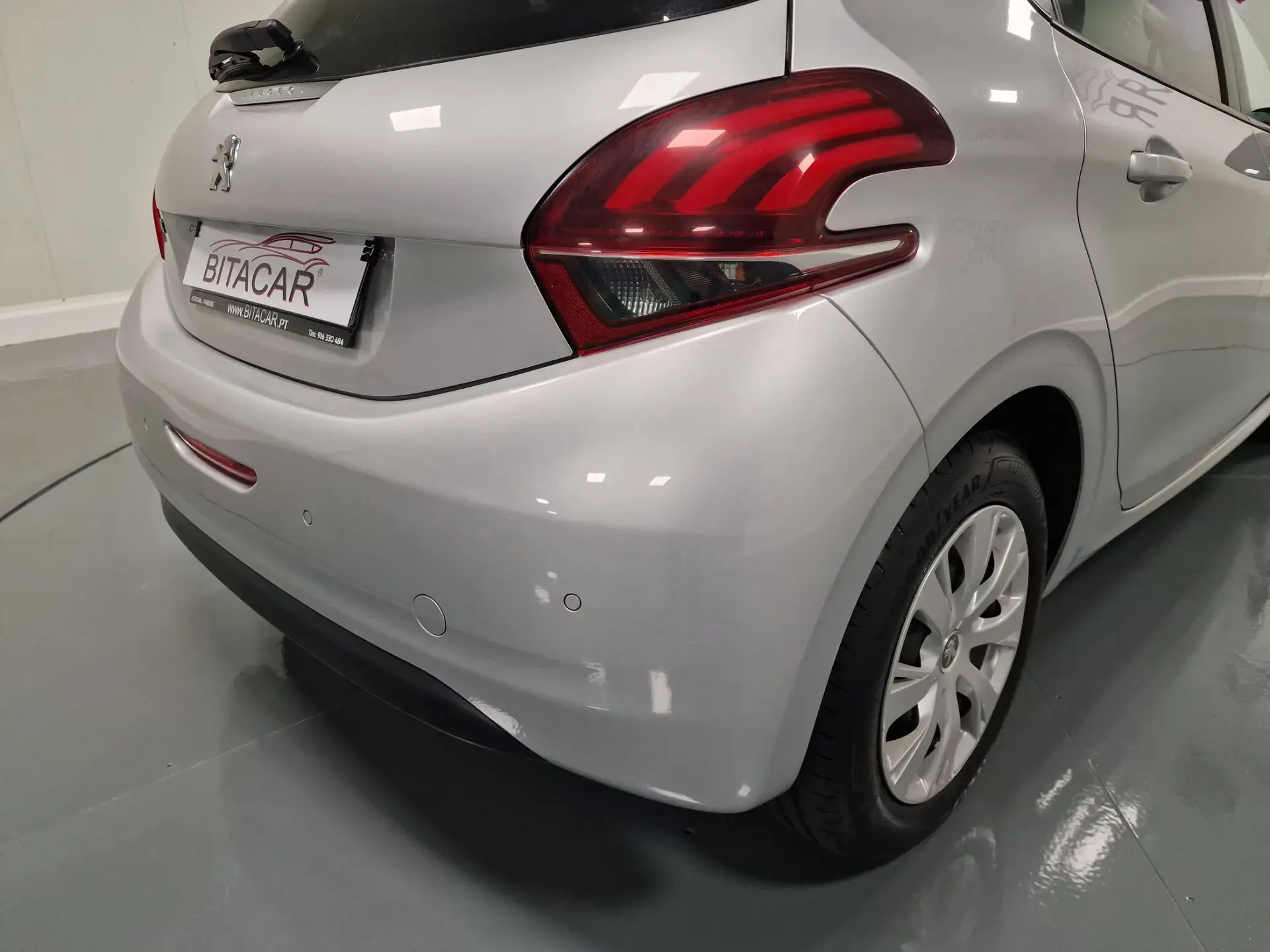 Peugeot 208 1.6 BlueHDi Active 27