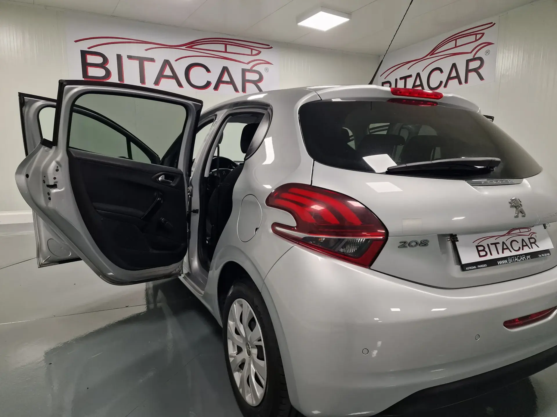 Peugeot 208 1.6 BlueHDi Active 31