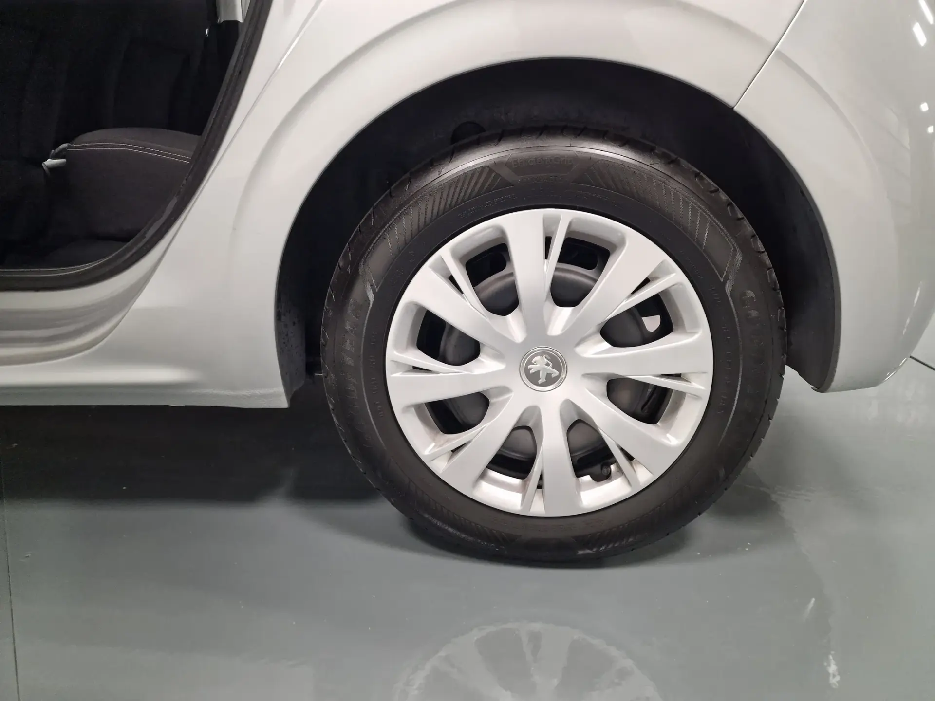 Peugeot 208 1.6 BlueHDi Active 40