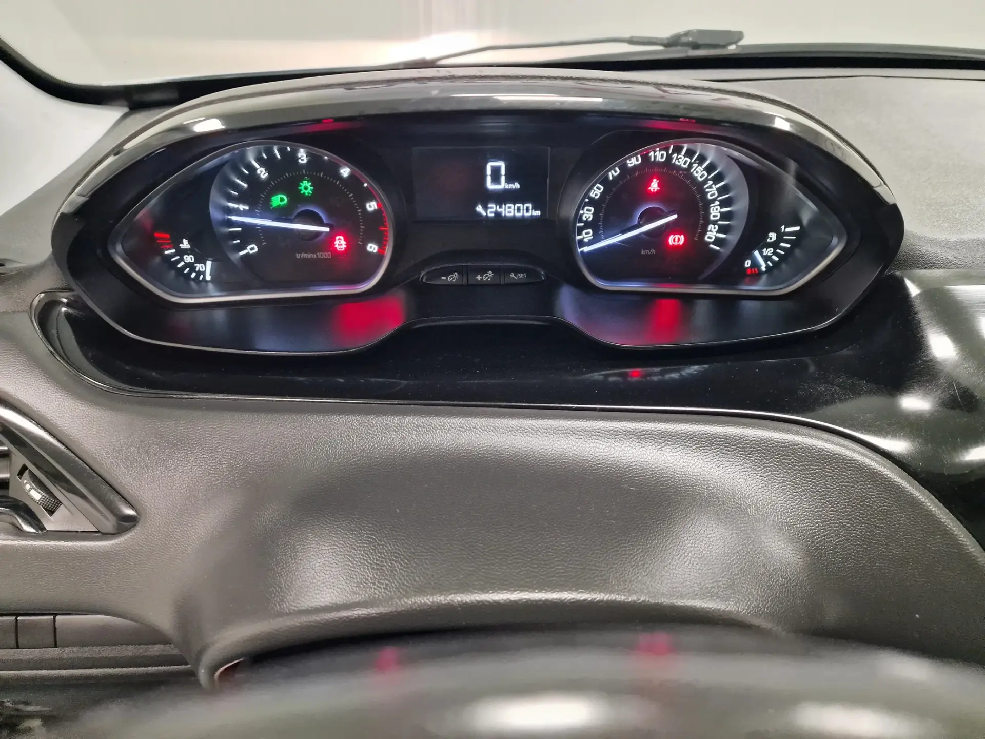 Peugeot 208 1.6 BlueHDi Active 74