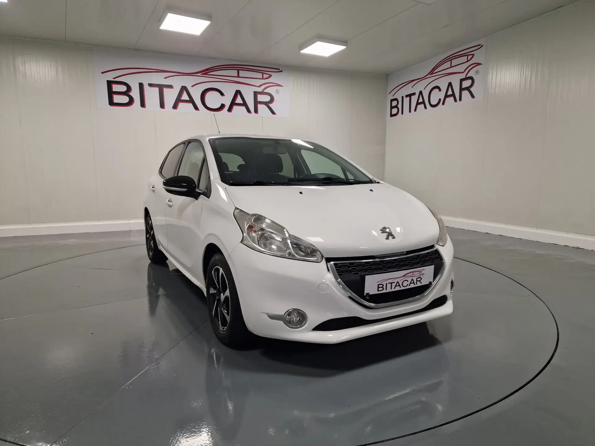 Peugeot 208 1.4 HDi Active 2