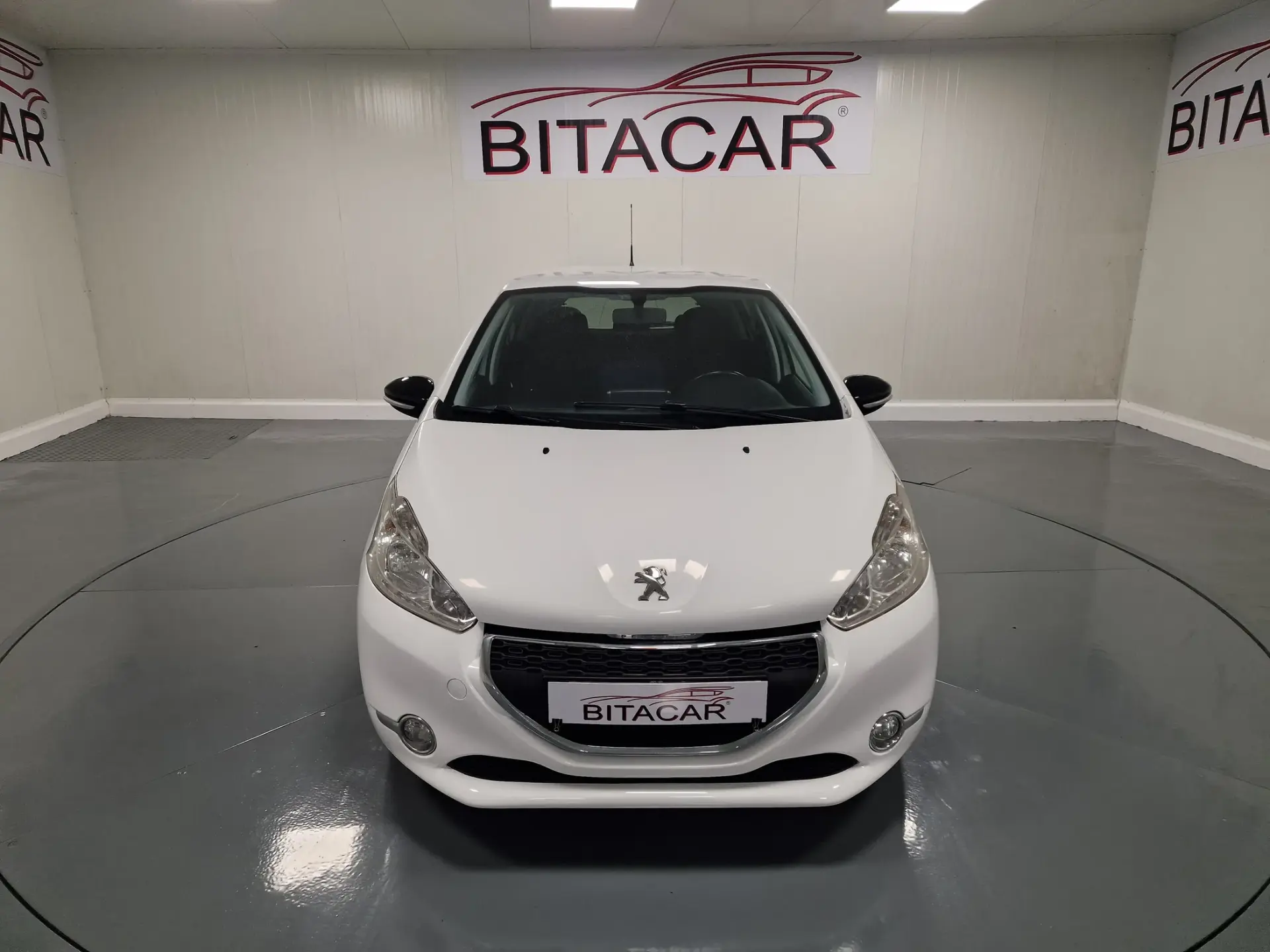 Peugeot 208 1.4 HDi Active 8