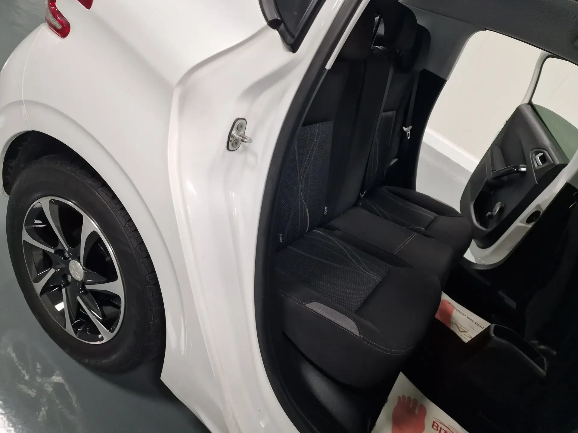 Peugeot 208 1.4 HDi Active 46