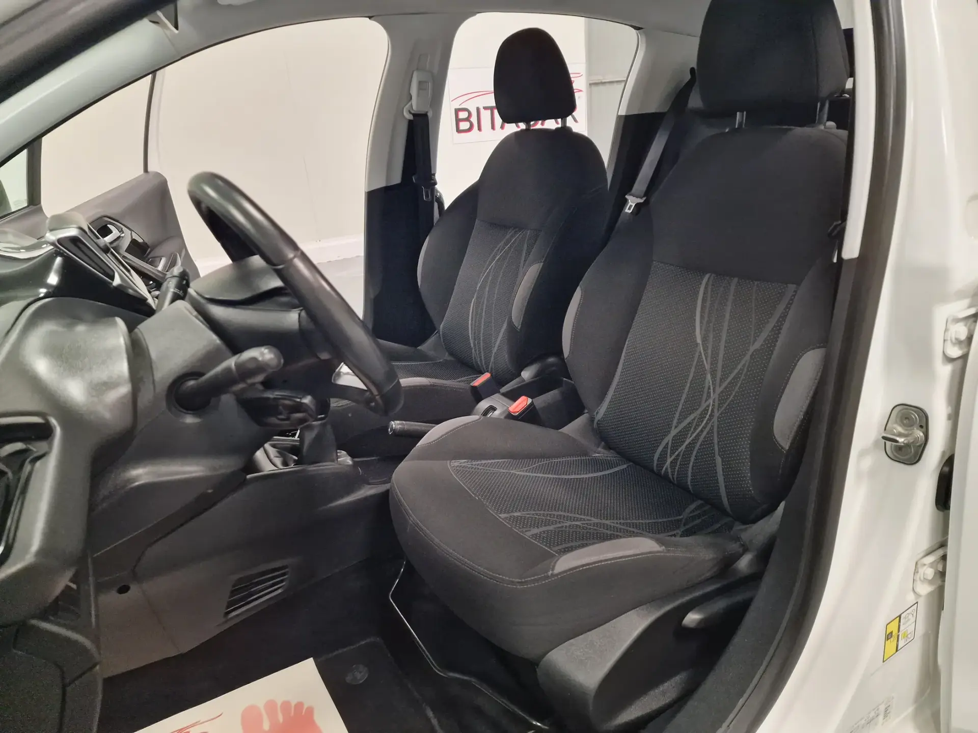 Peugeot 208 1.4 HDi Active 58
