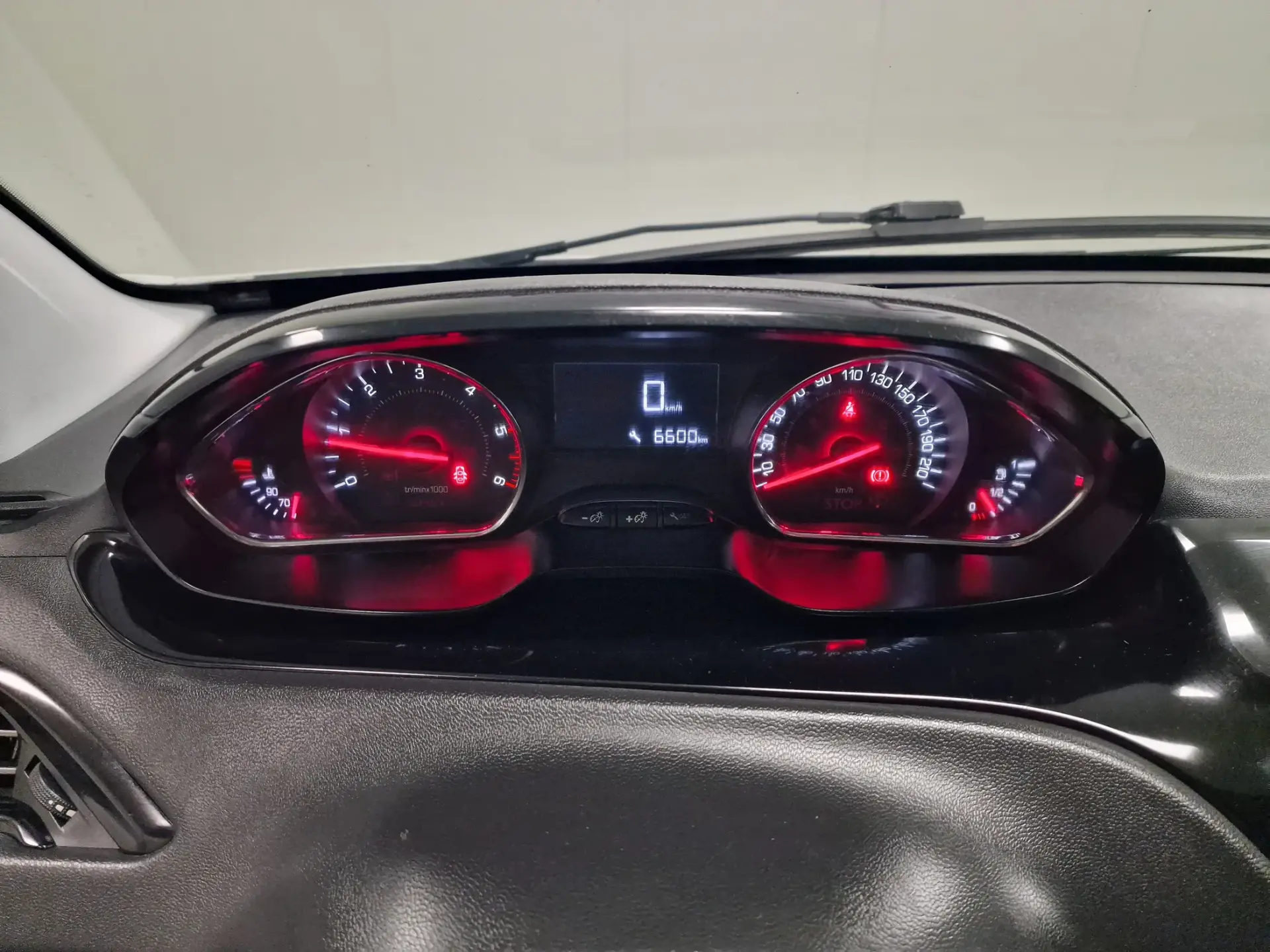 Peugeot 208 1.4 HDi Active 71