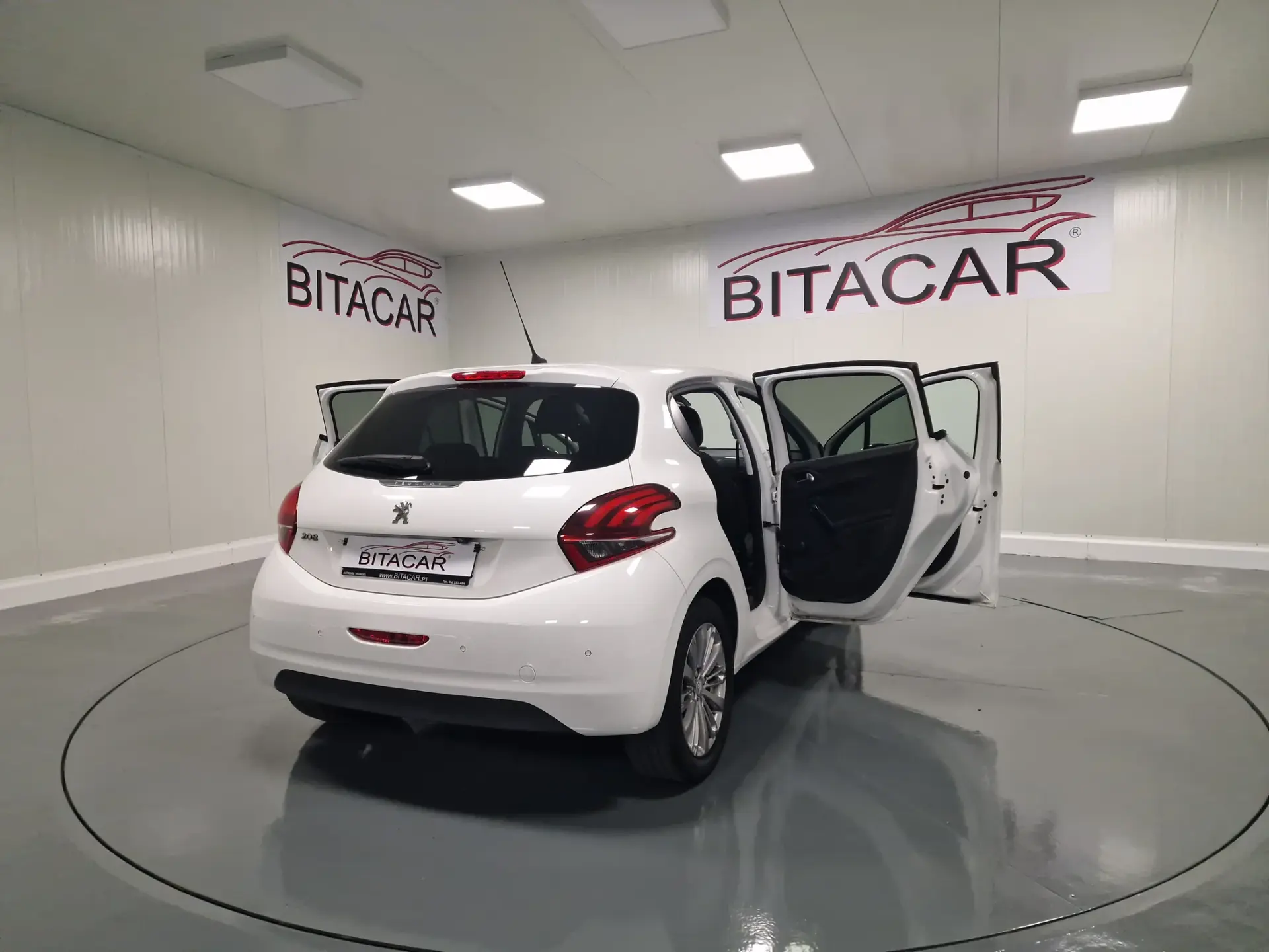 Peugeot 208 1.6 BlueHDi Style 35