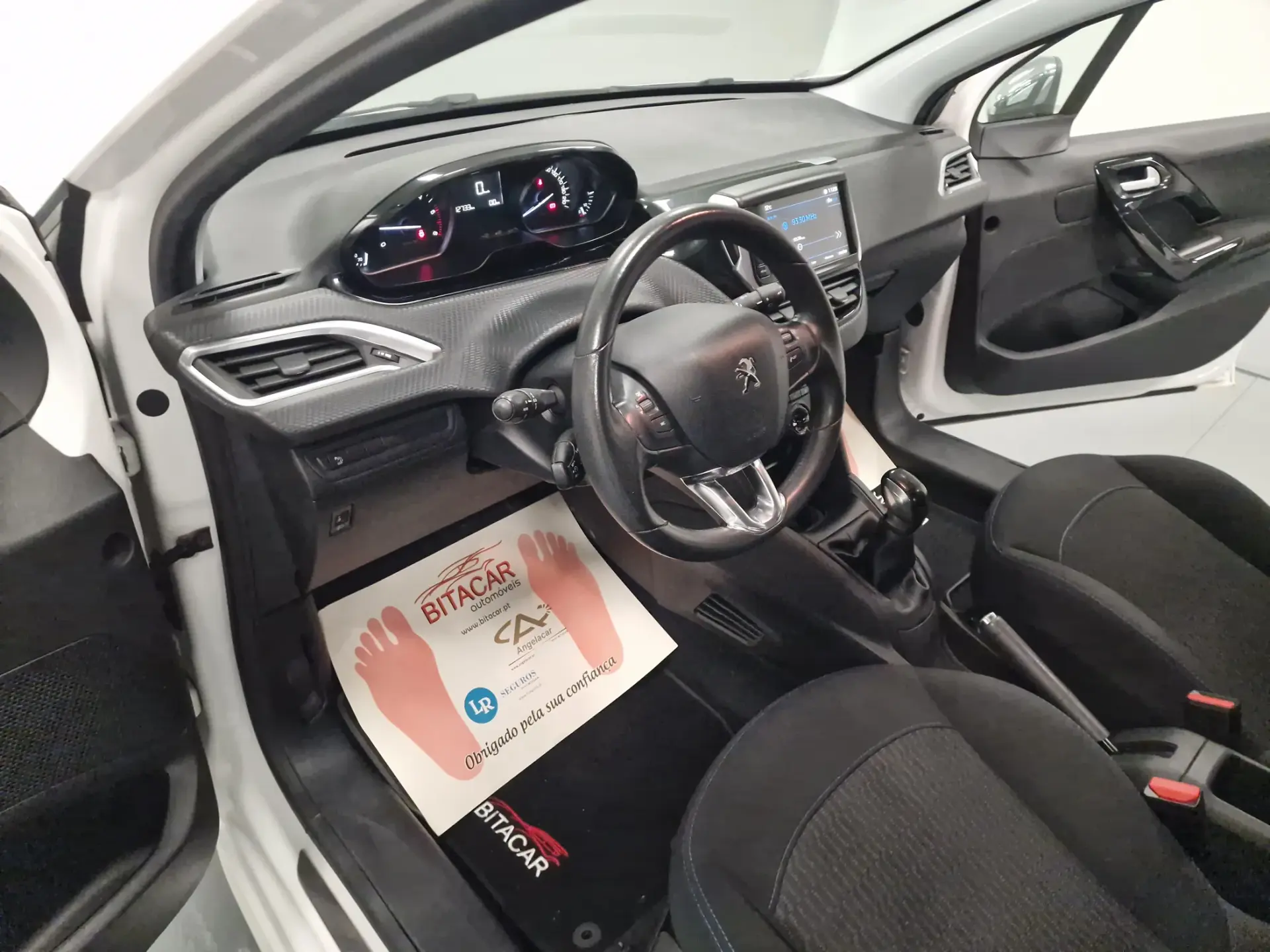 Peugeot 208 1.6 BlueHDi Style 74