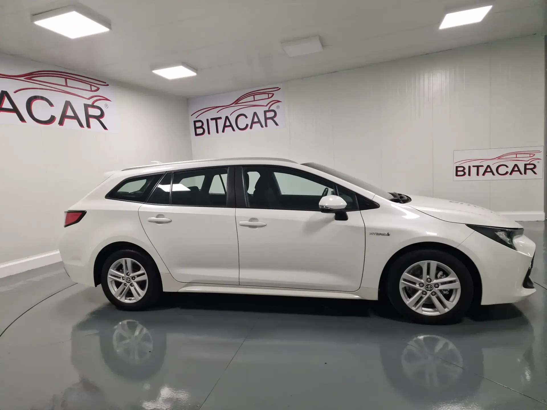 Toyota Corolla Touring Sports 1.8 Hybrid Comfort+P.Sport 5