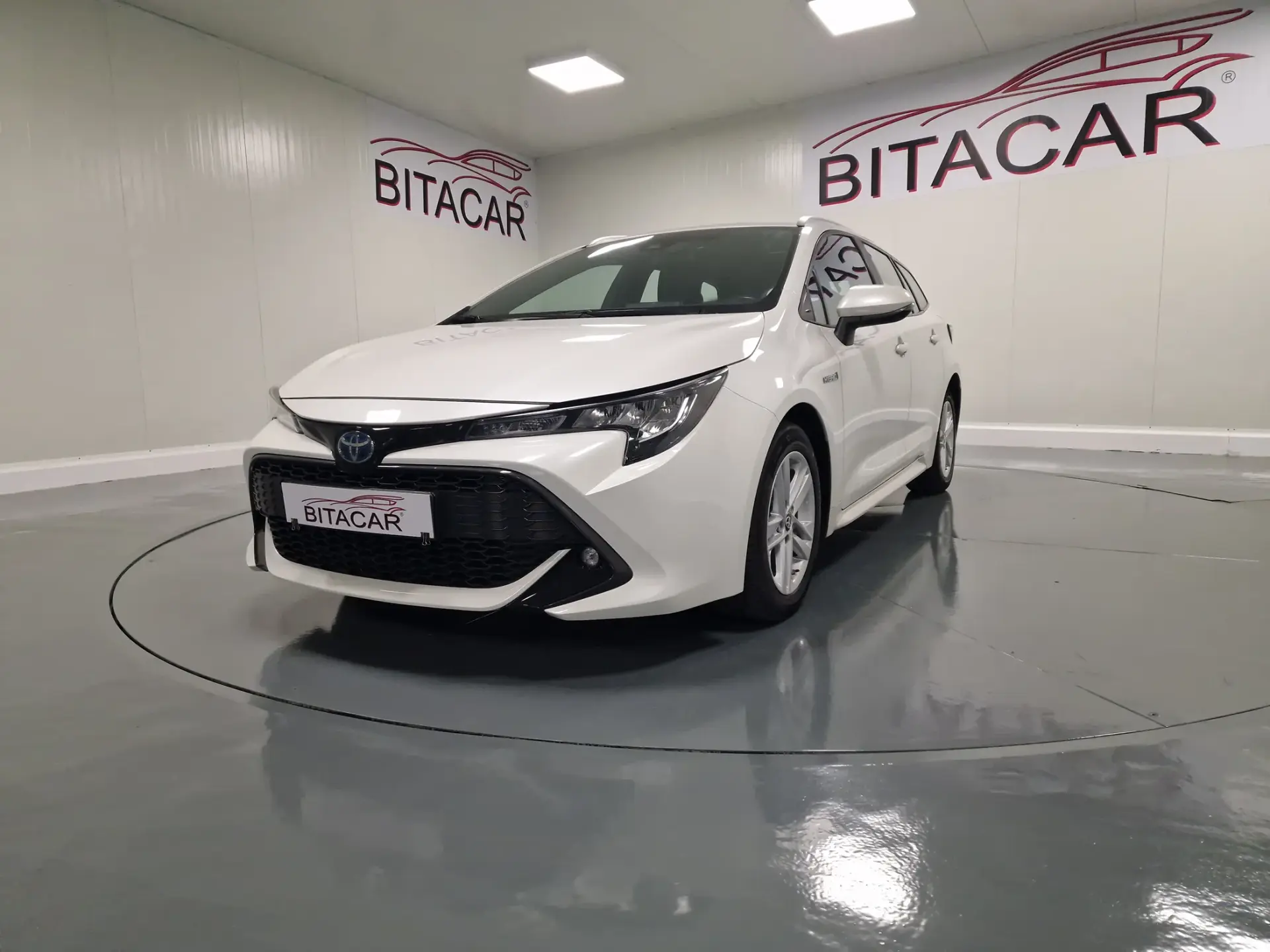 Toyota Corolla Touring Sports 1.8 Hybrid Comfort+P.Sport 15