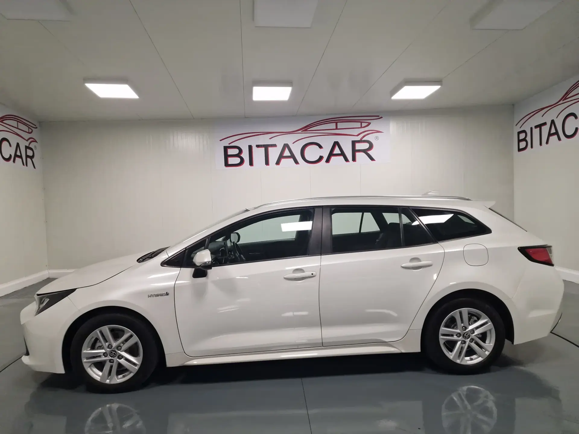 Toyota Corolla Touring Sports 1.8 Hybrid Comfort+P.Sport 20