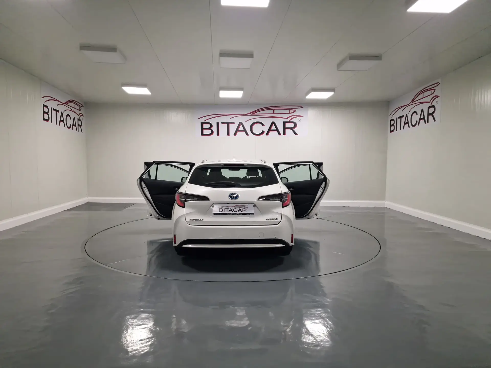 Toyota Corolla Touring Sports 1.8 Hybrid Comfort+P.Sport 31