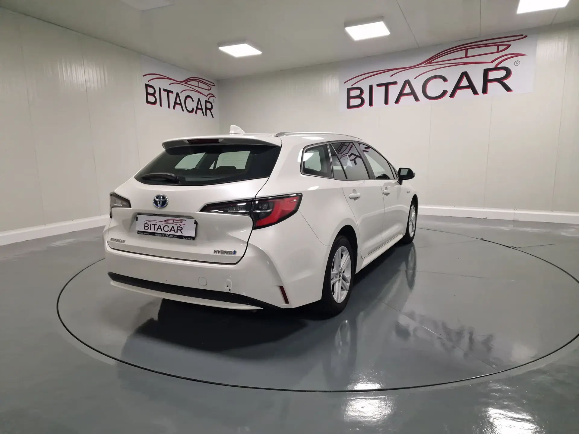 Toyota Corolla Touring Sports 1.8 Hybrid Comfort+P.Sport 33