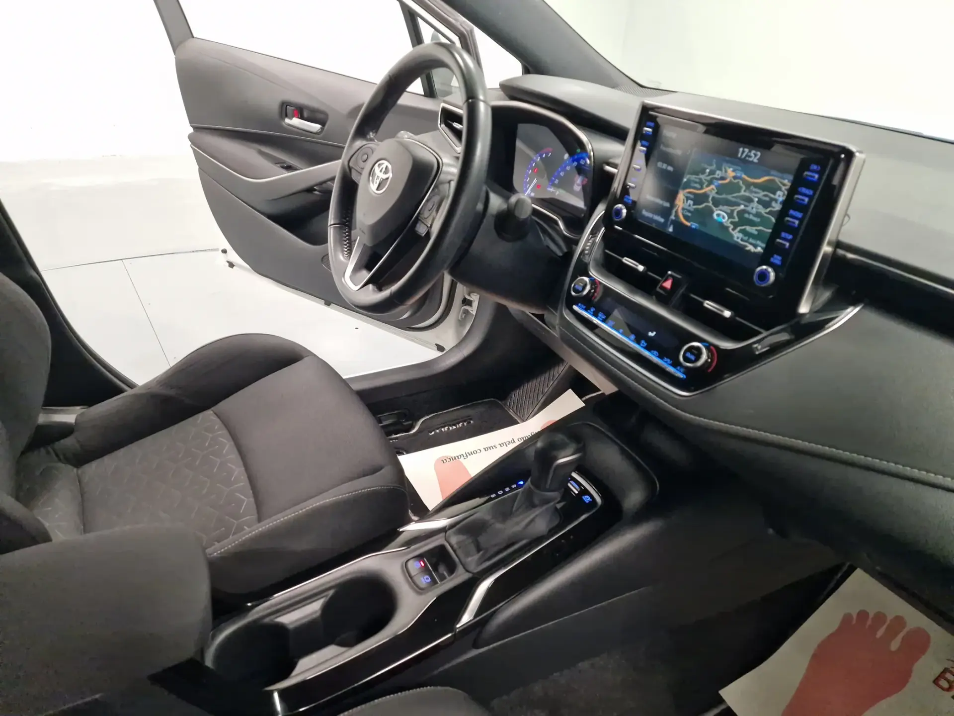 Toyota Corolla Touring Sports 1.8 Hybrid Comfort+P.Sport 56