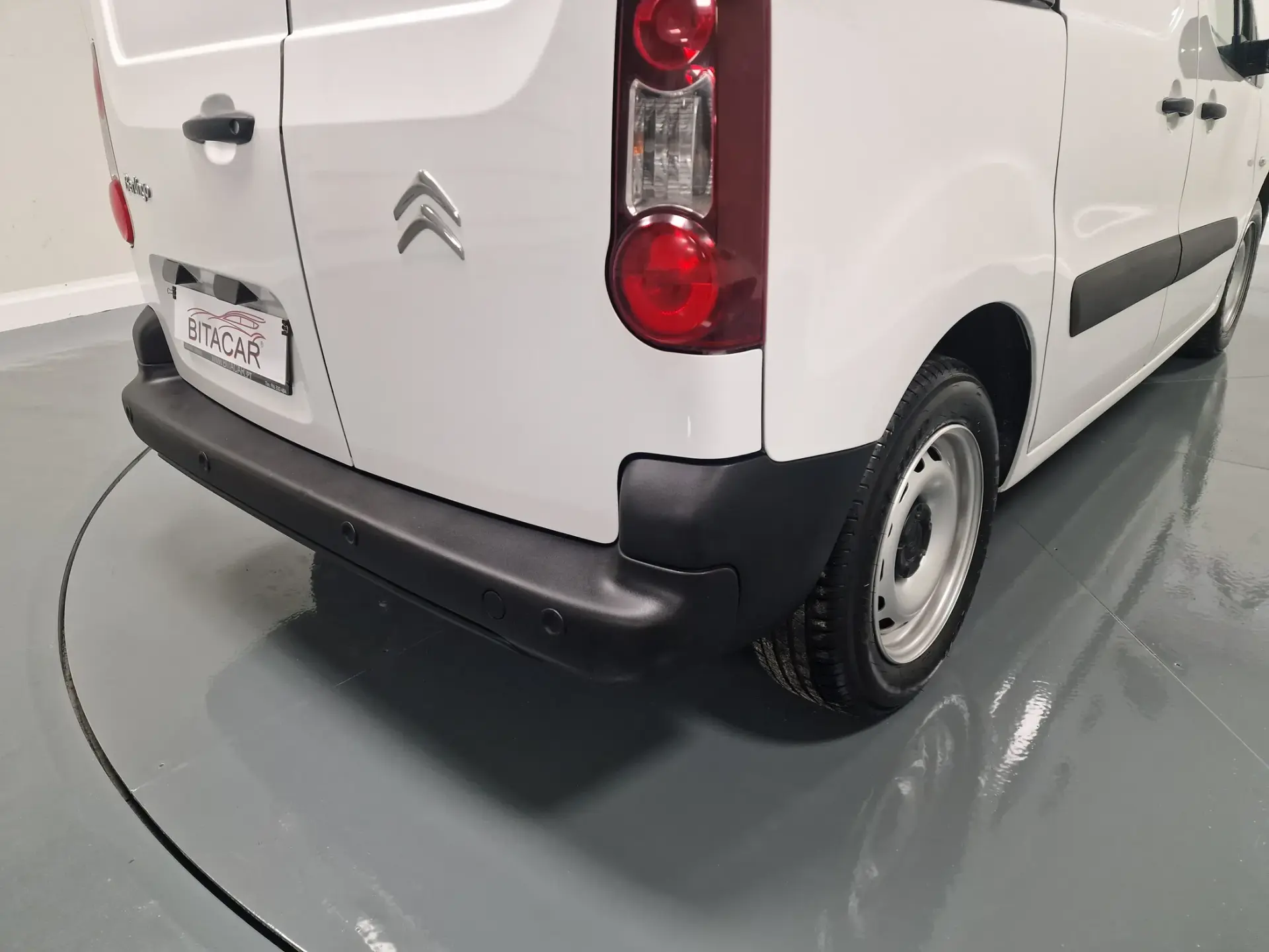 Citroen Berlingo 1.6 BLUEHDI IVA DEDUTIVEL APENAS 15.000KMS 20