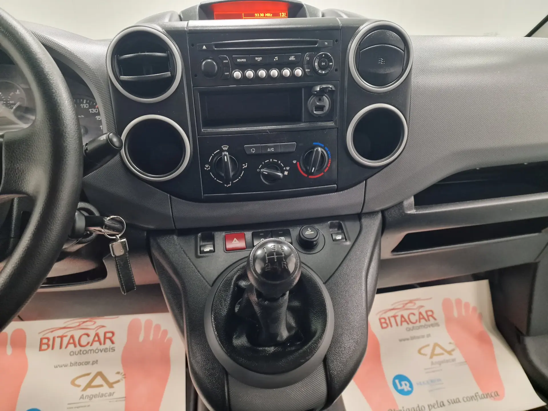 Citroen Berlingo 1.6 BLUEHDI IVA DEDUTIVEL APENAS 15.000KMS 64