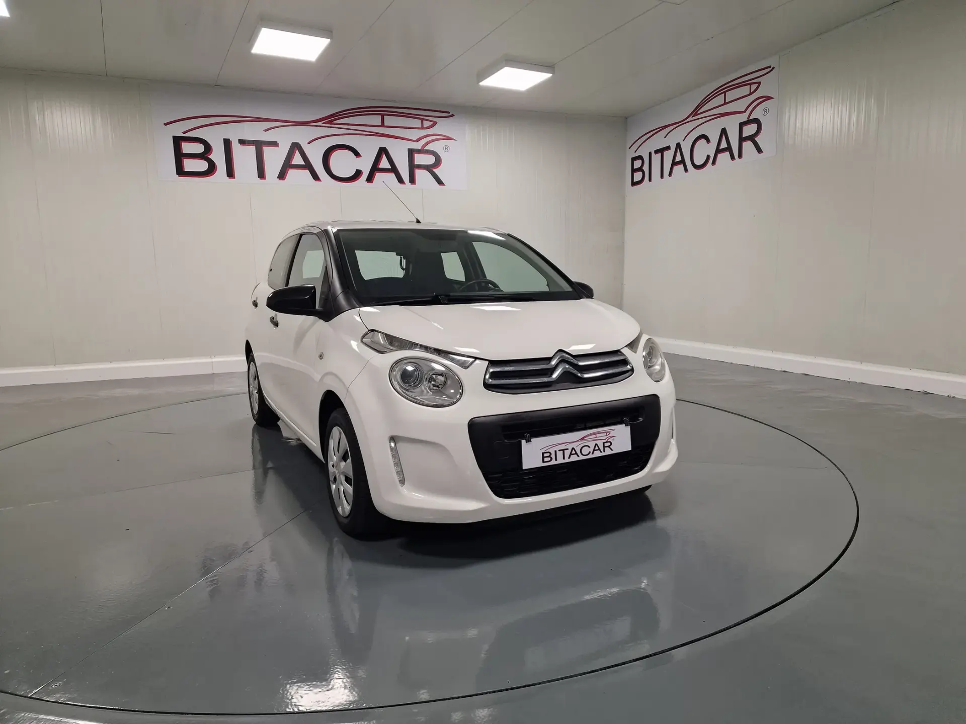Citroen C1 1.0 VTi Live 1
