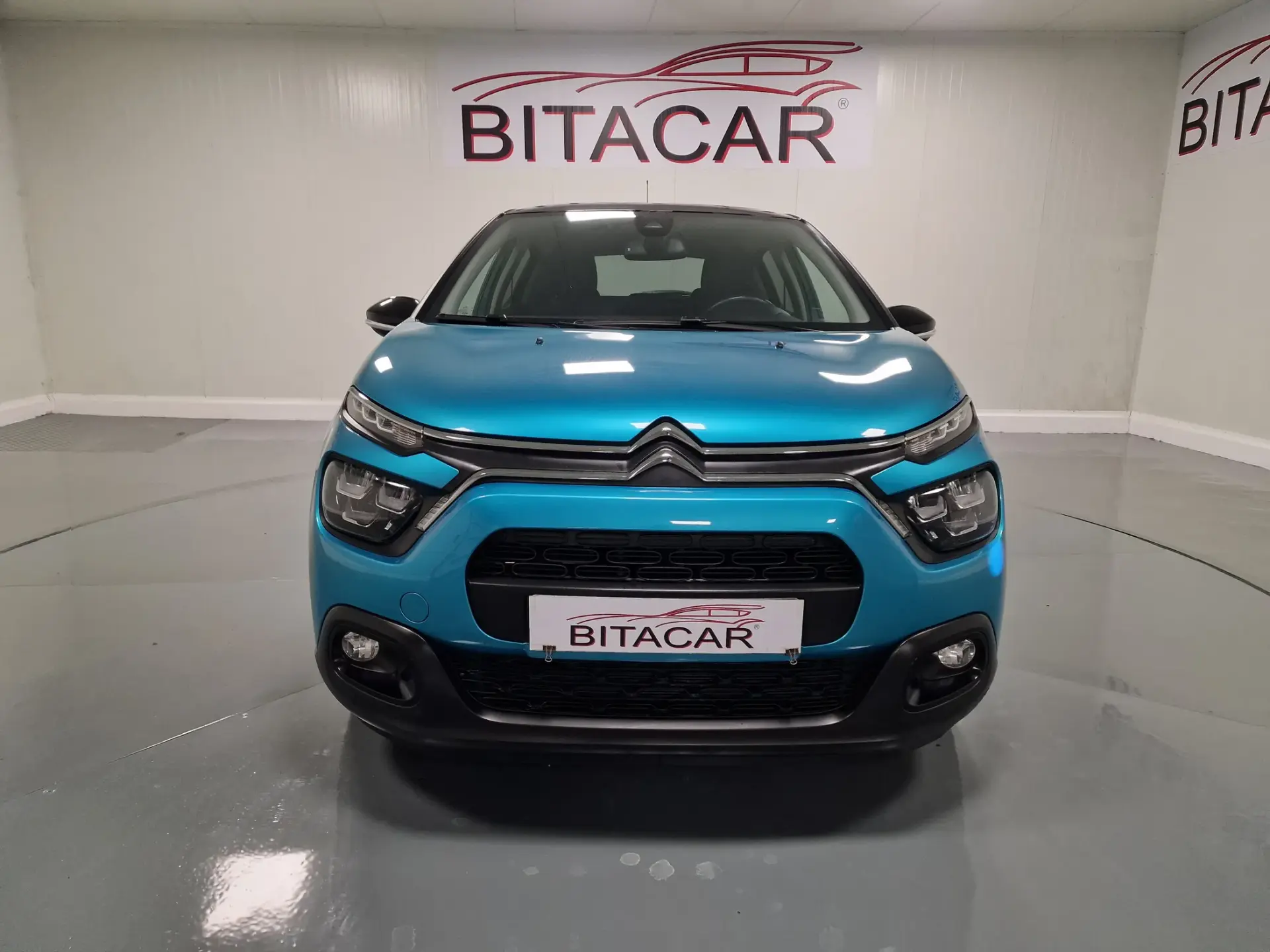 Citroen C3 1.2 PureTech Shine 6