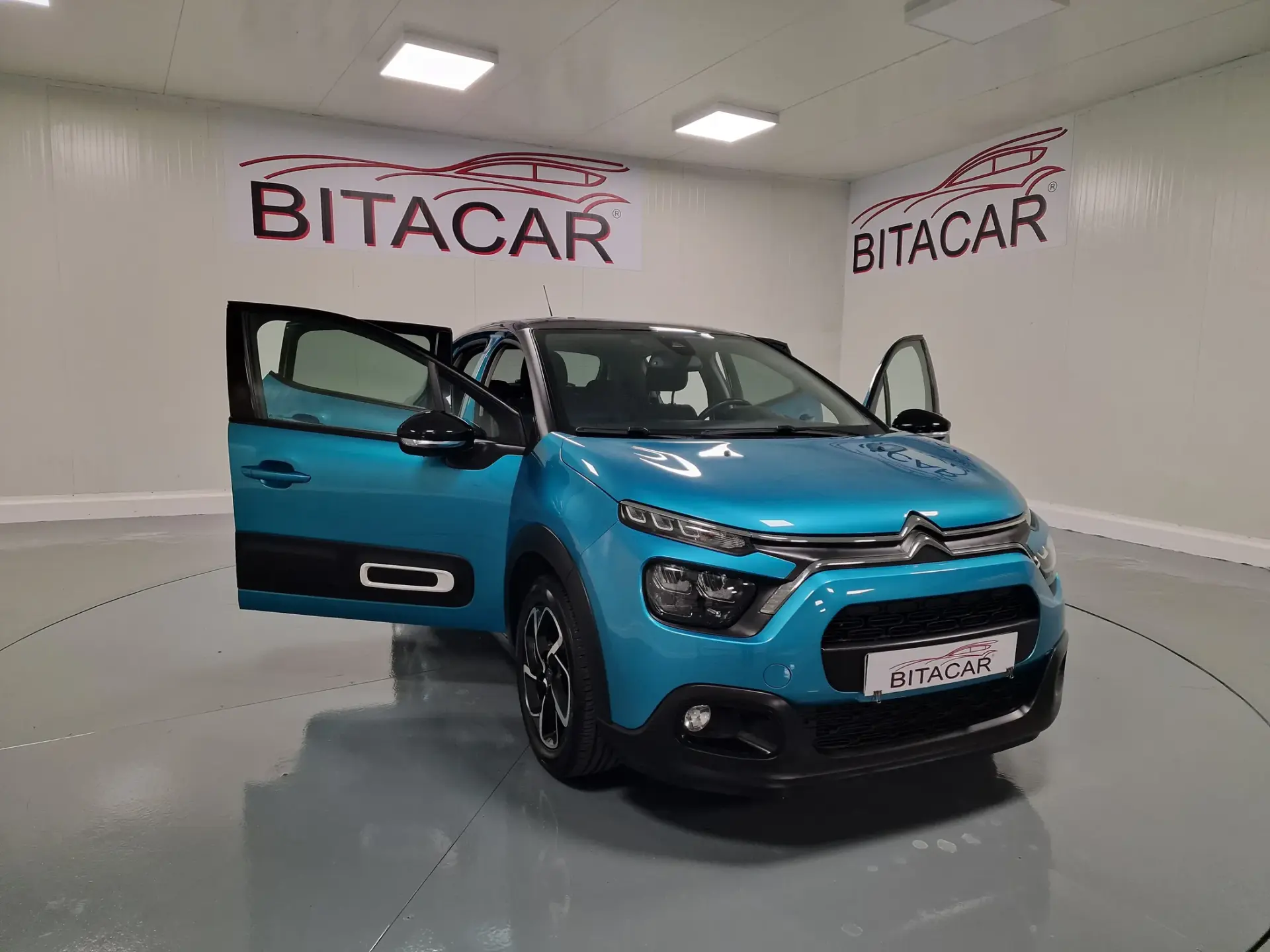 Citroen C3 1.2 PureTech Shine 11