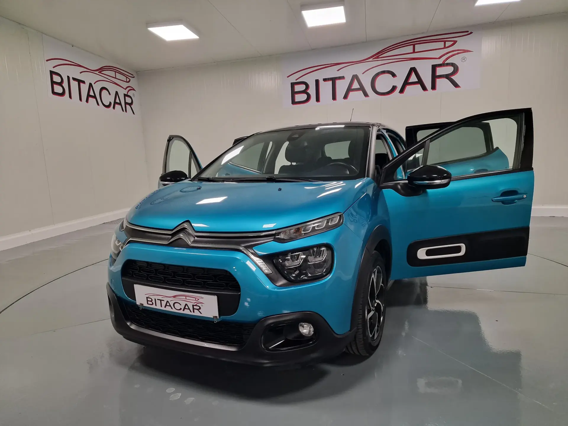 Citroen C3 1.2 PureTech Shine 15