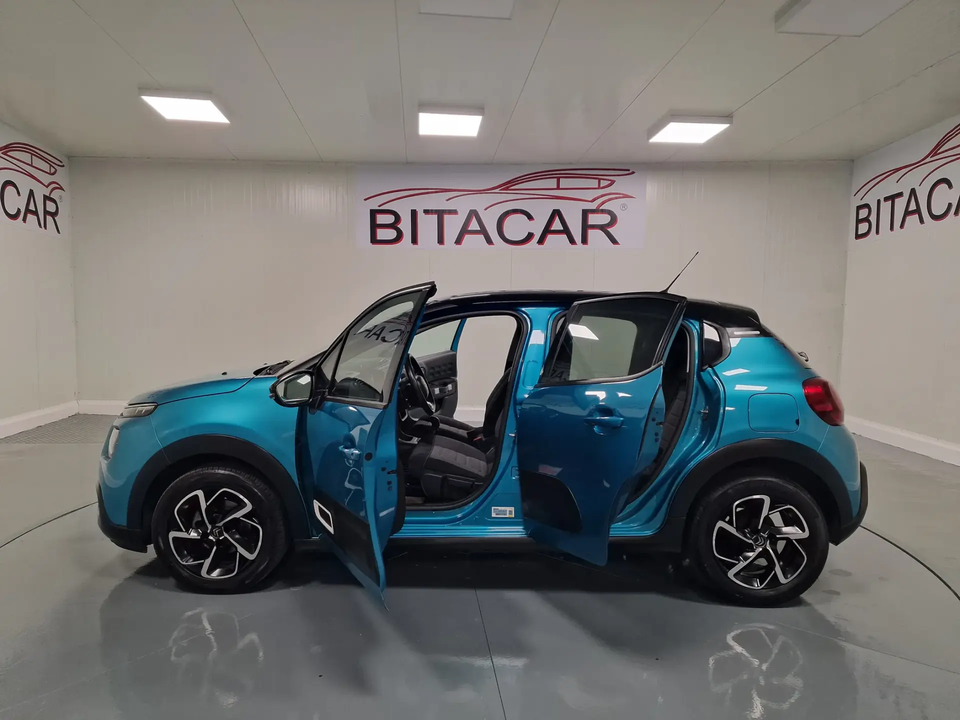 Citroen C3 1.2 PureTech Shine 25