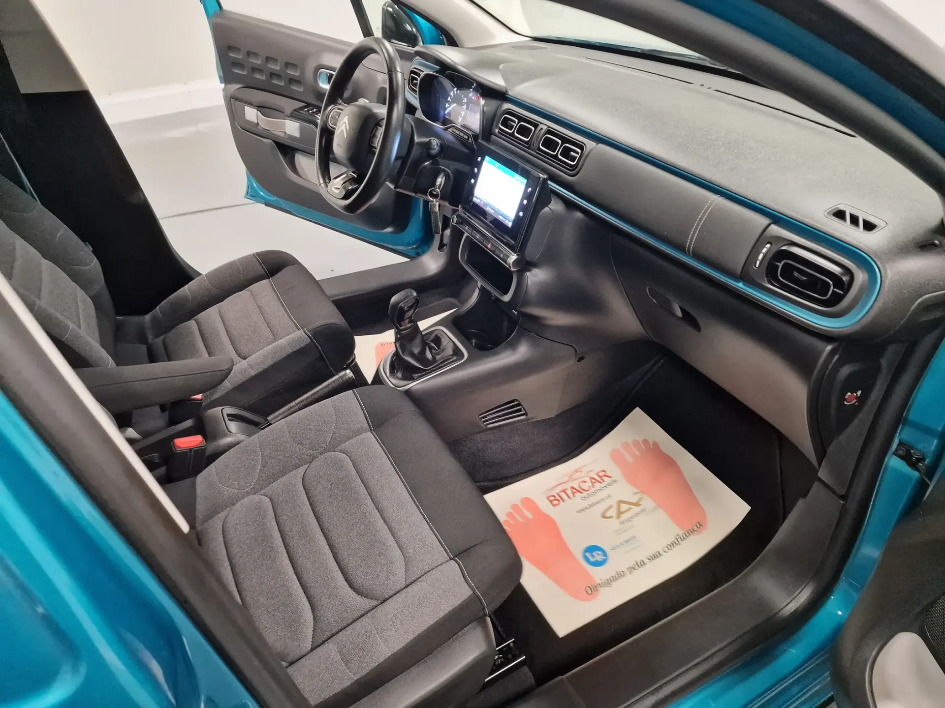 Citroen C3 1.2 PureTech Shine 44