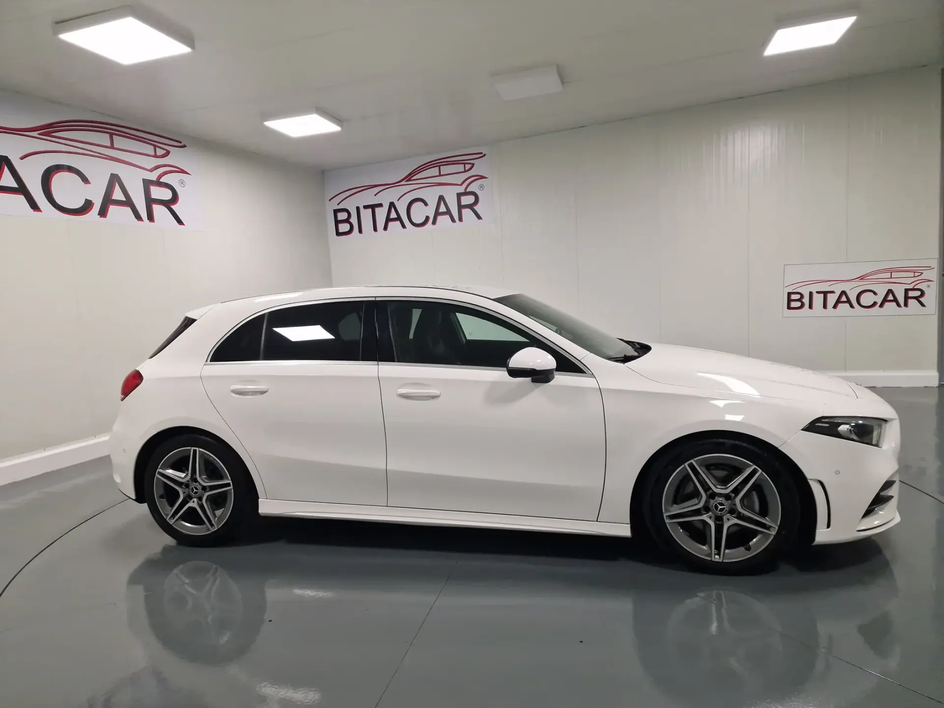 Mercedes-Benz A 180 d AMG Line Aut. 2