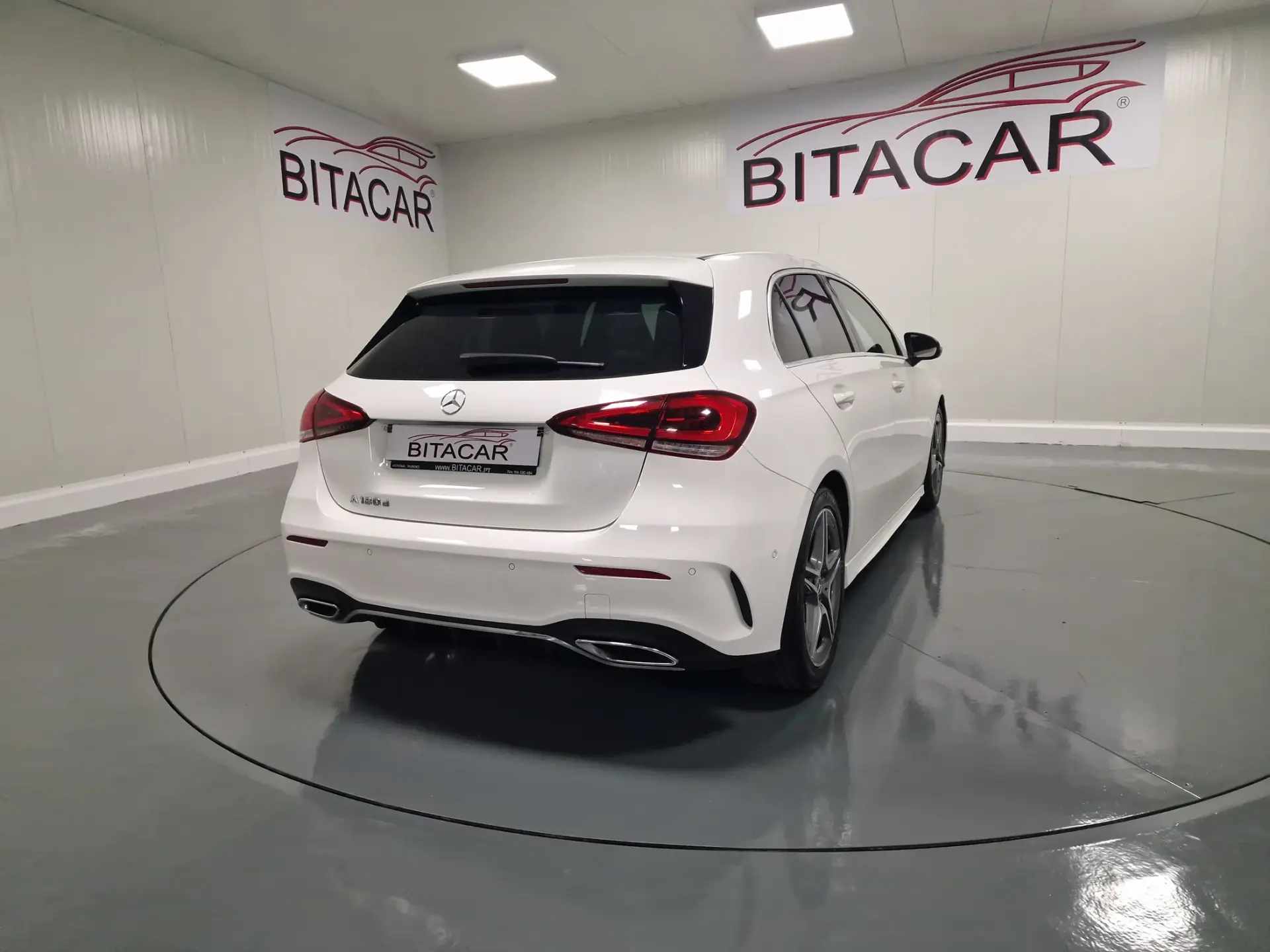 Mercedes-Benz A 180 d AMG Line Aut. 27